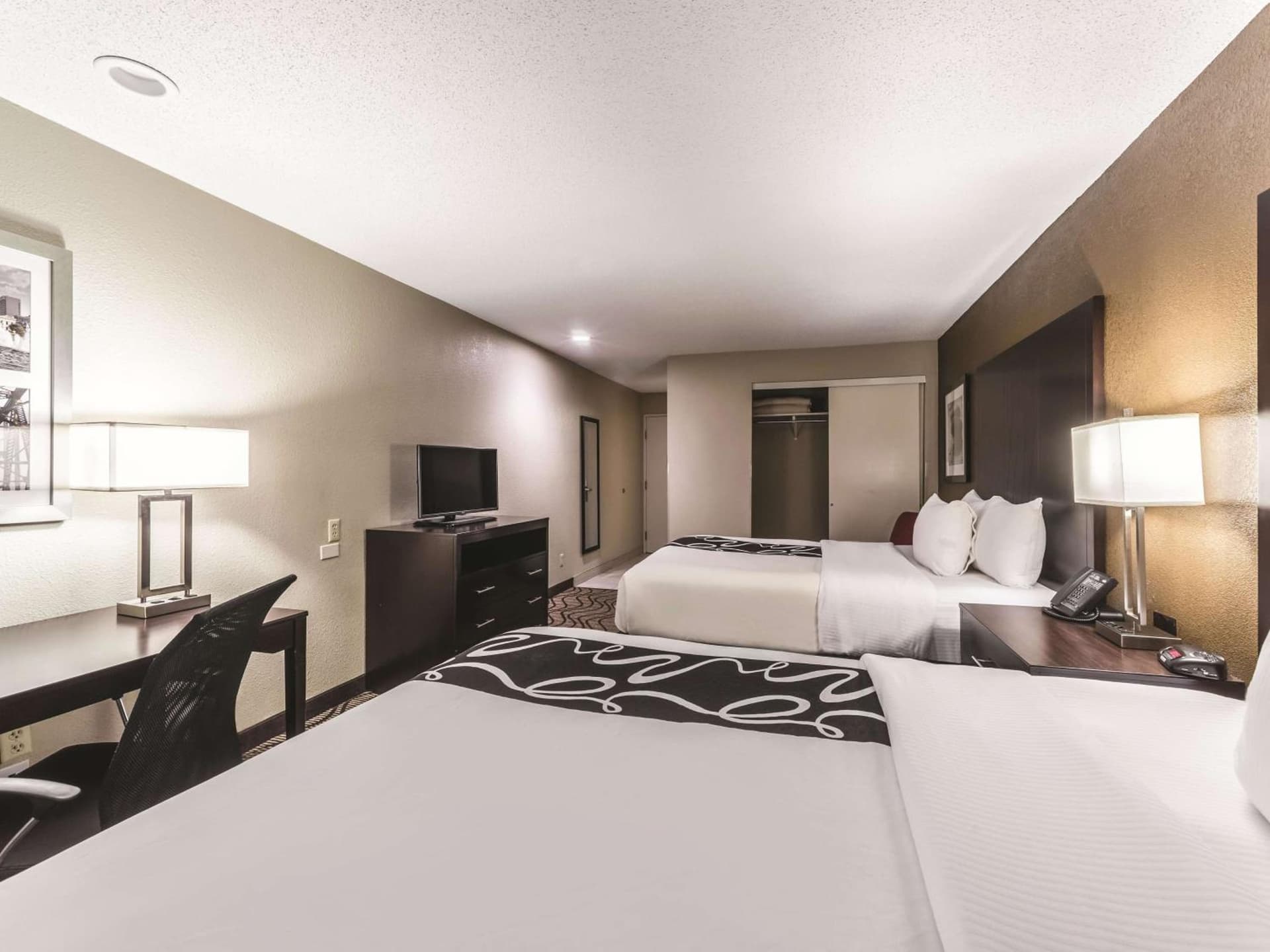 La Quinta by Wyndham Collinsville - St. Louis gallery photo in Collinsville, IL — image 26