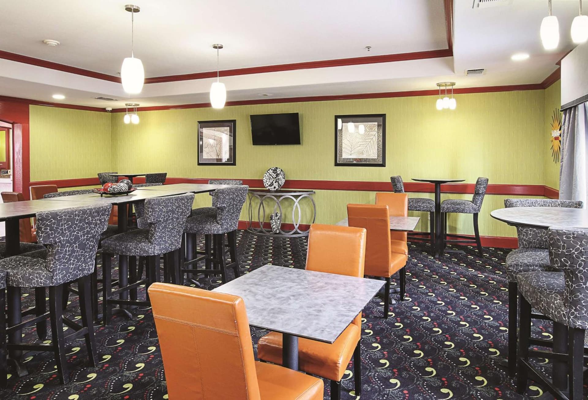 La Quinta Inn & Suites by Wyndham South Dallas - Hutchins gallery photo in Hutchins, TX — image 26
