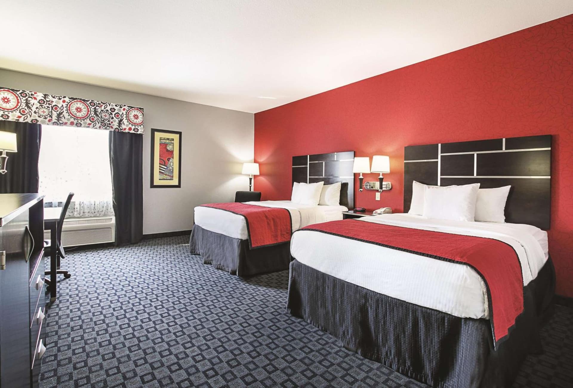 La Quinta Inn & Suites by Wyndham South Dallas - Hutchins gallery photo in Hutchins, TX — image 12