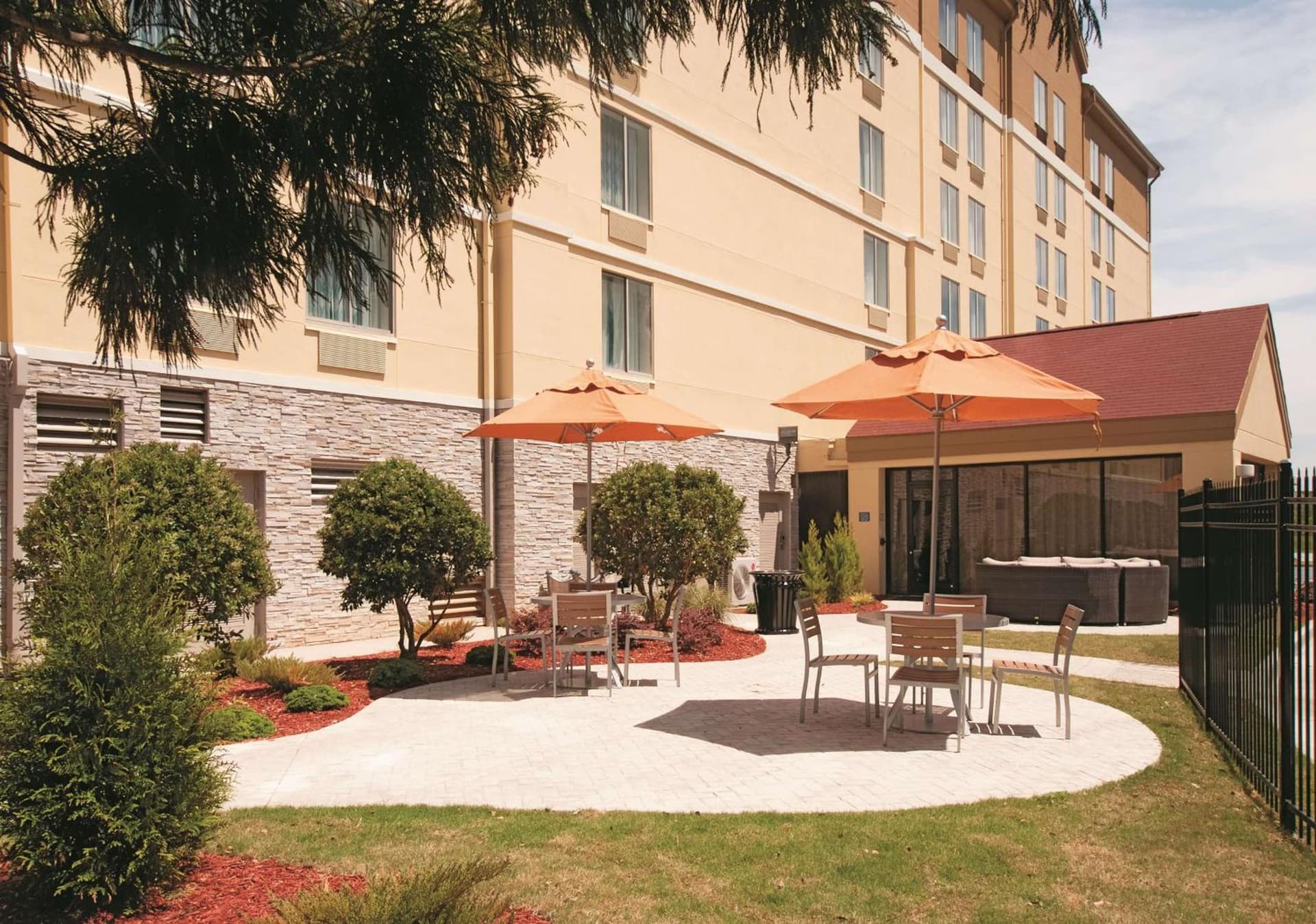La Quinta by Wyndham Atlanta Airport North gallery photo in Atlanta, GA — image 79