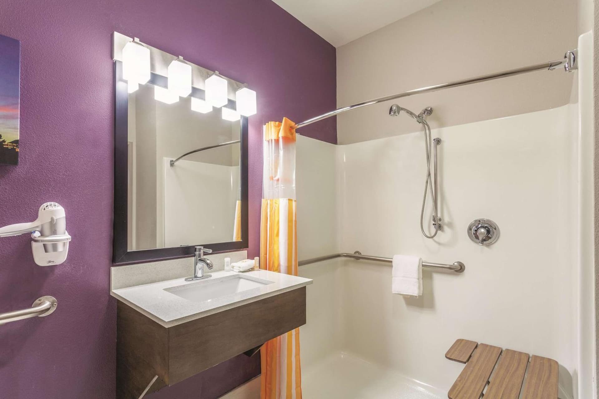 La Quinta by Wyndham Hopkinsville gallery photo in Hopkinsville, KY — image 76