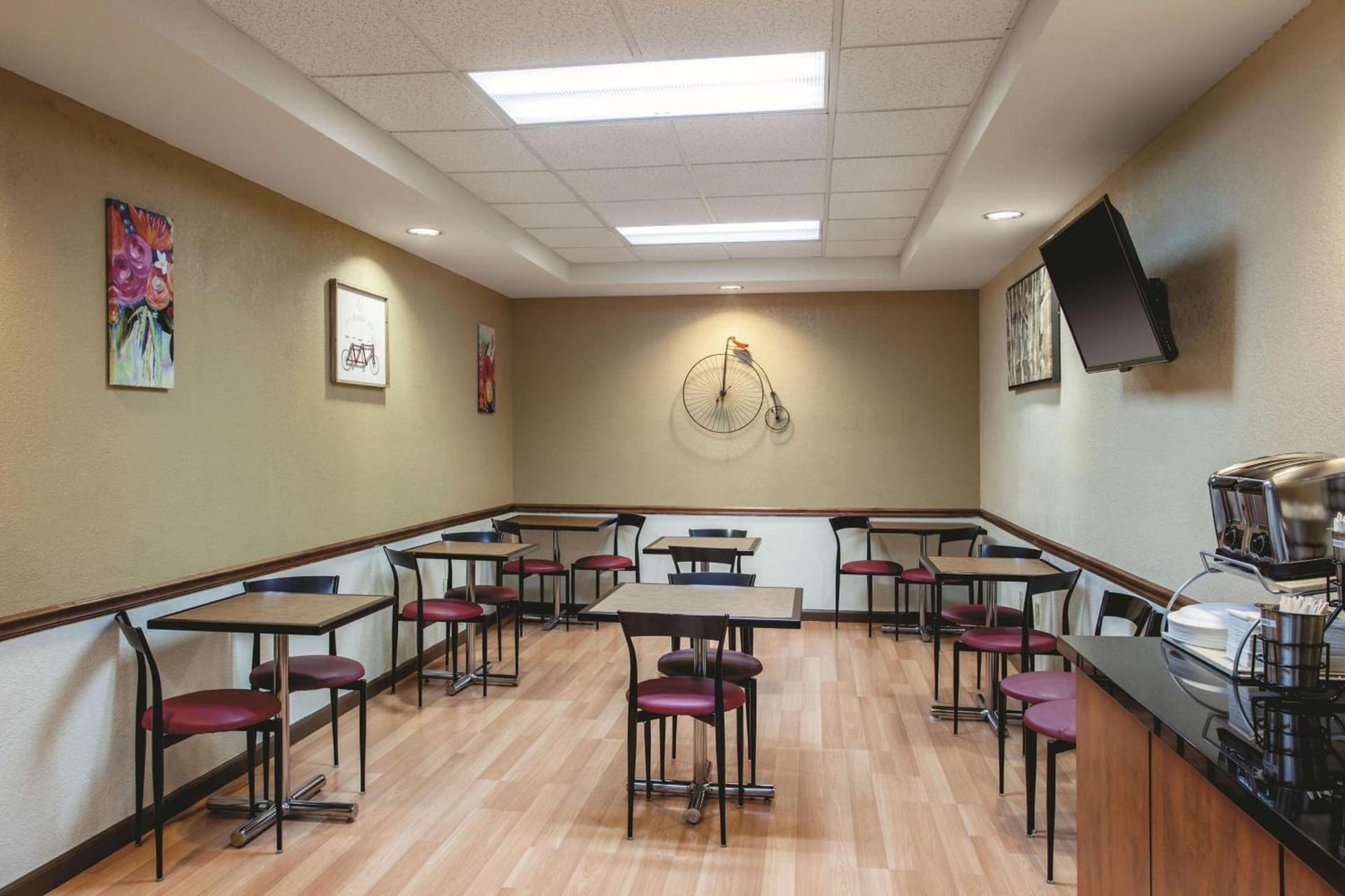 La Quinta by Wyndham Davis gallery photo in Davis, CA — image 10