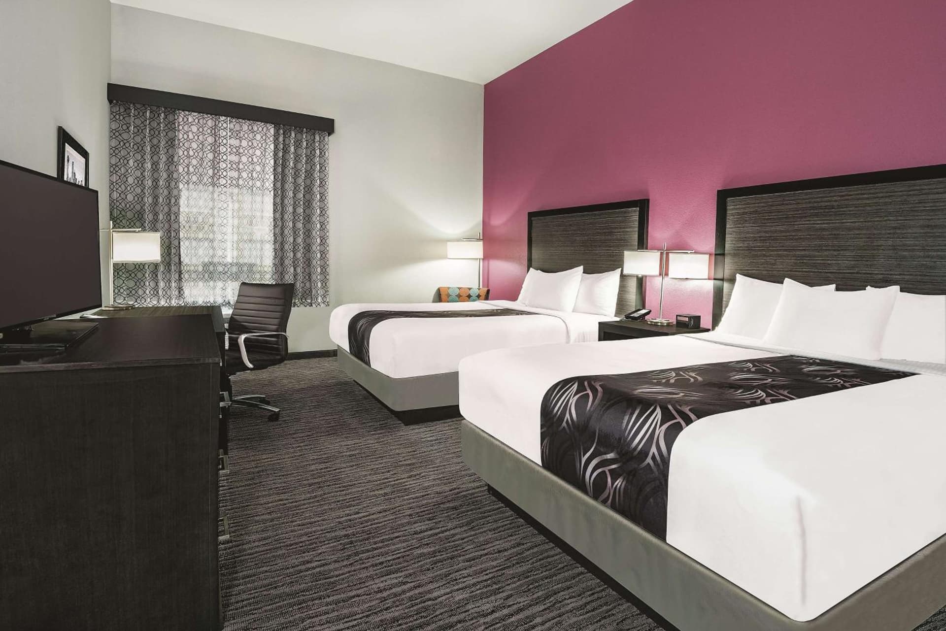 La Quinta by Wyndham Dallas Grand Prairie North gallery photo in Grand Prairie, TX — image 10