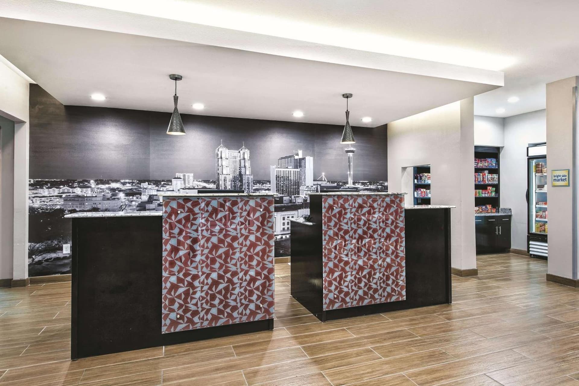 La Quinta by Wyndham San Antonio by Frost Bank Center interior in San Antonio, TX — gallery photo 2