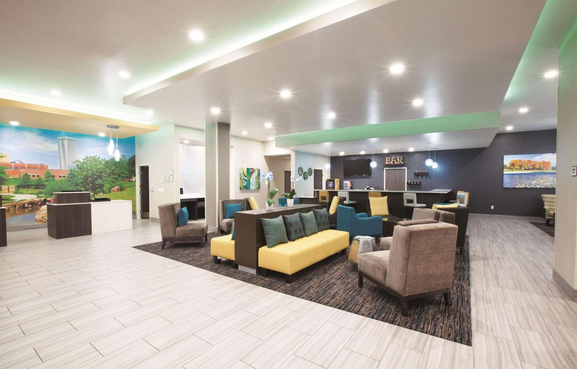 La Quinta by Wyndham Tulsa Broken Arrow gallery photo in Broken Arrow, OK — image 33