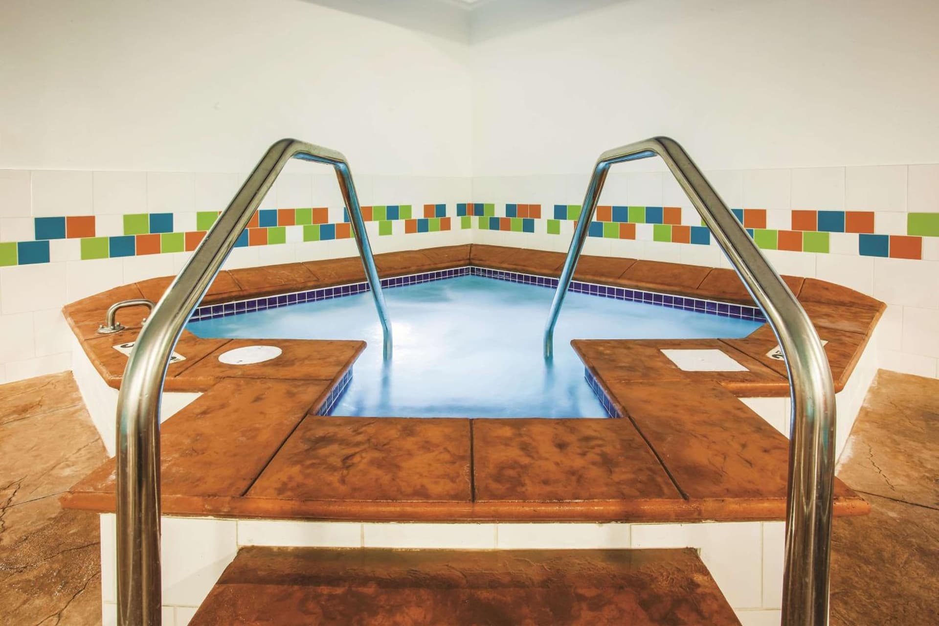 La Quinta by Wyndham St. Paul-Woodbury gallery photo in Woodbury, MN — image 10