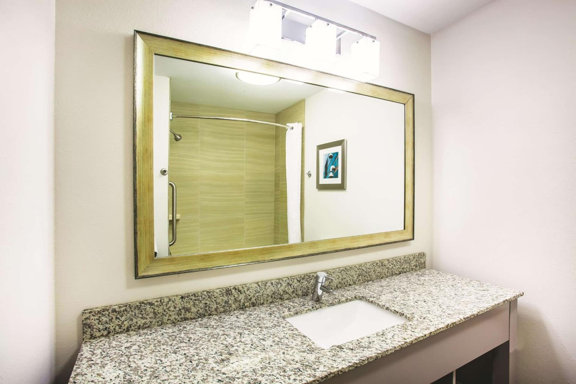 La Quinta by Wyndham St. Paul-Woodbury gallery photo in Woodbury, MN — image 16