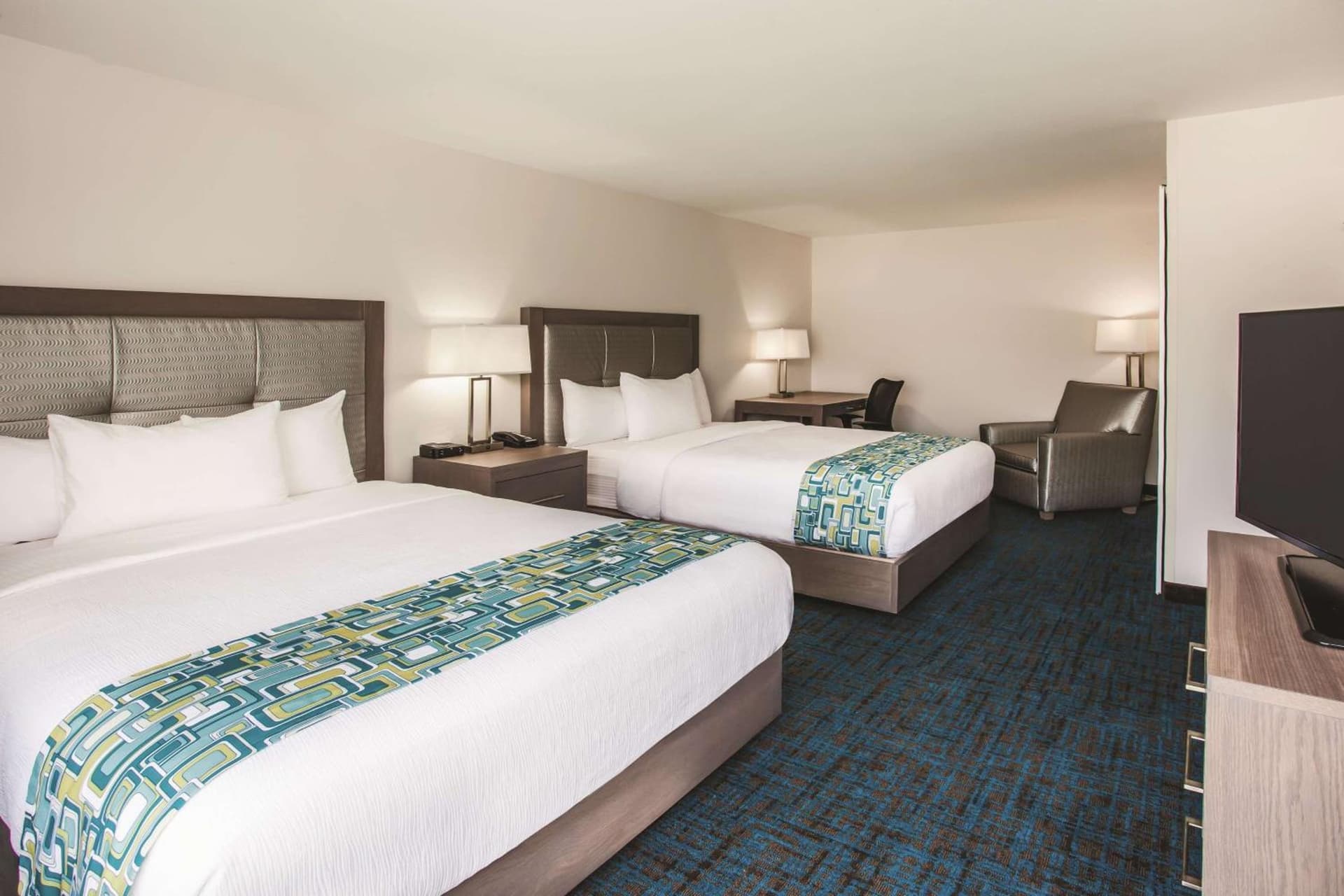 La Quinta by Wyndham St. Paul-Woodbury gallery photo in Woodbury, MN — image 8
