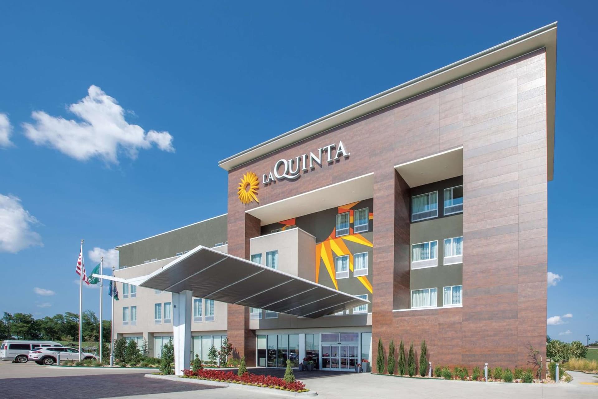 La Quinta by Wyndham Tulsa Broken Arrow featured exterior or lobby in Broken Arrow, OK — similar hotel