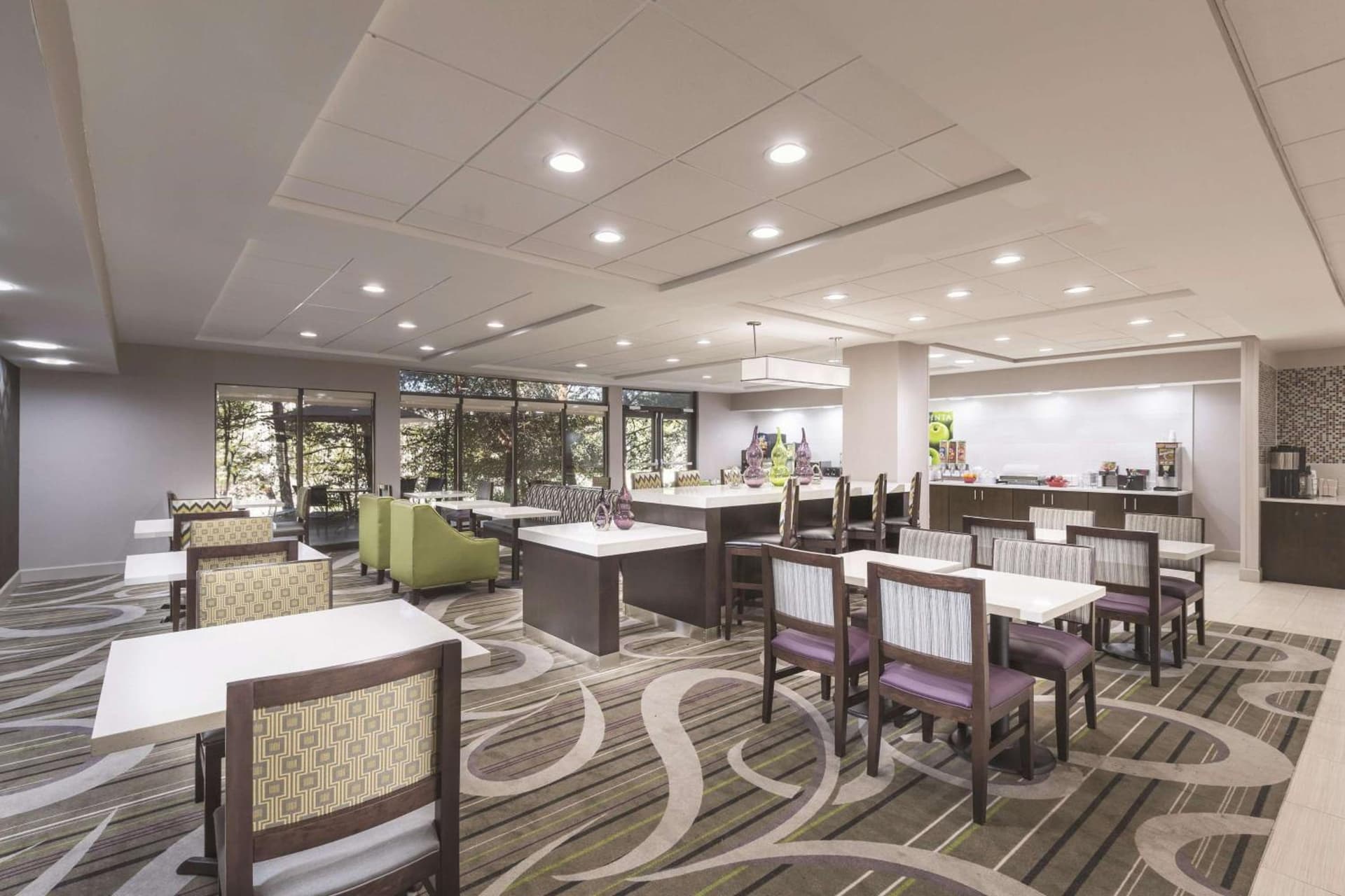 La Quinta by Wyndham Kennesaw gallery photo in Kennesaw, GA — image 67