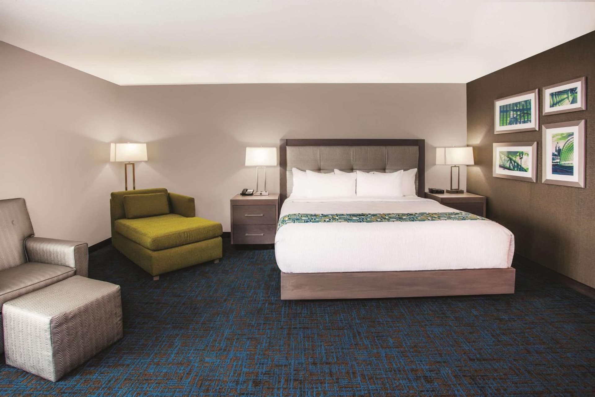 La Quinta by Wyndham St. Paul-Woodbury gallery photo in Woodbury, MN — image 15