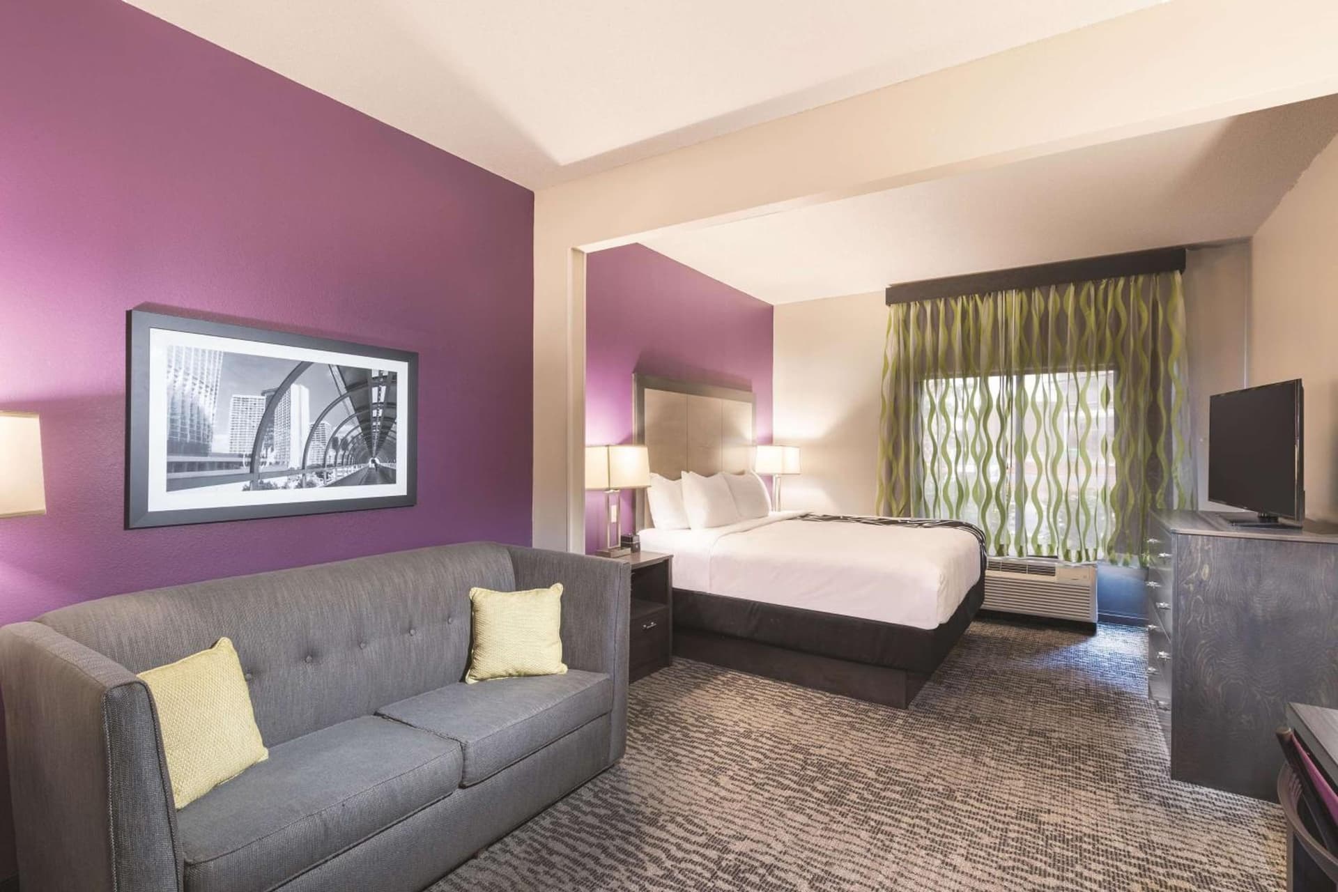 La Quinta by Wyndham Kennesaw gallery photo in Kennesaw, GA — image 72