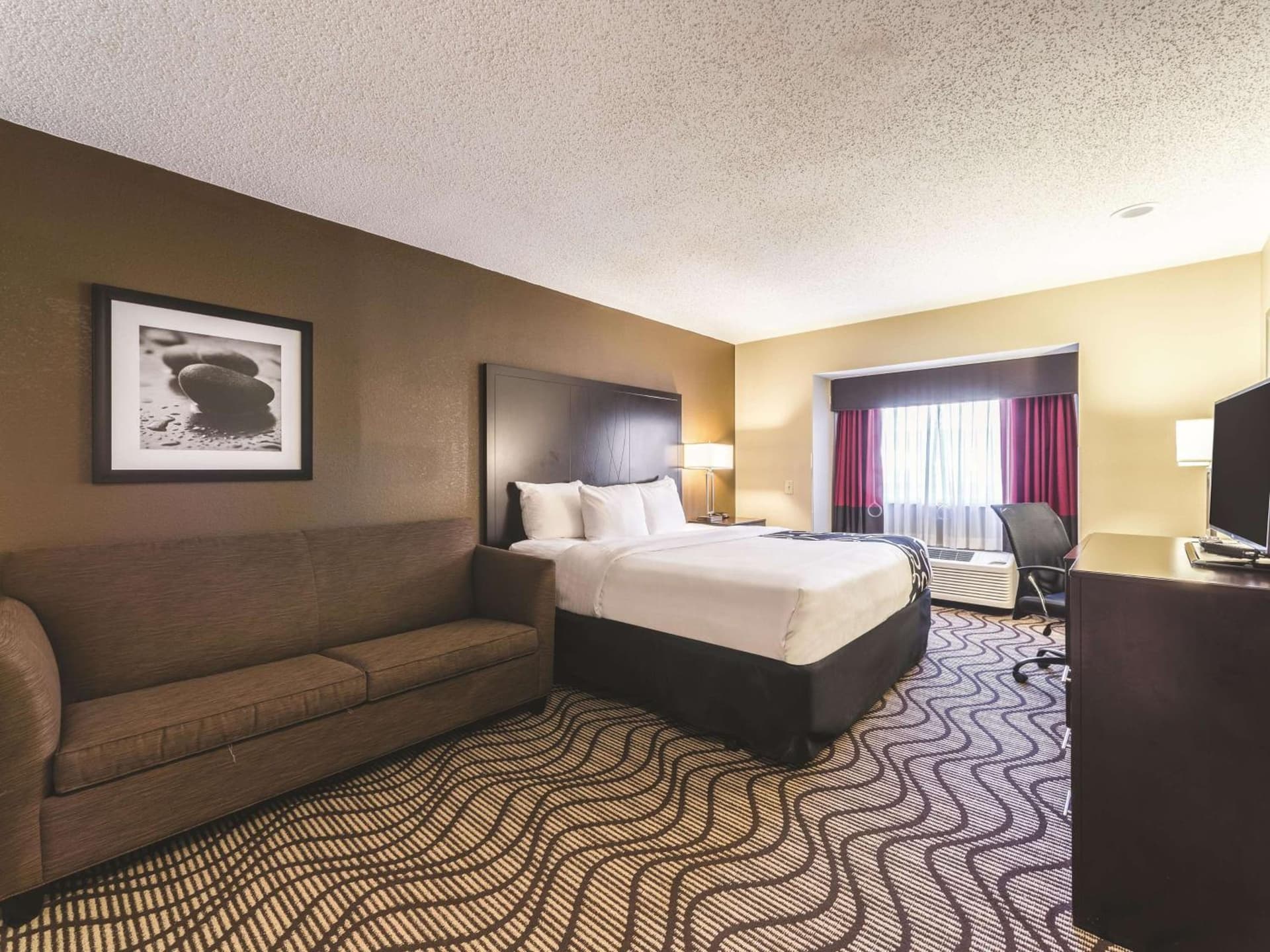 La Quinta by Wyndham Collinsville - St. Louis gallery photo in Collinsville, IL — image 17