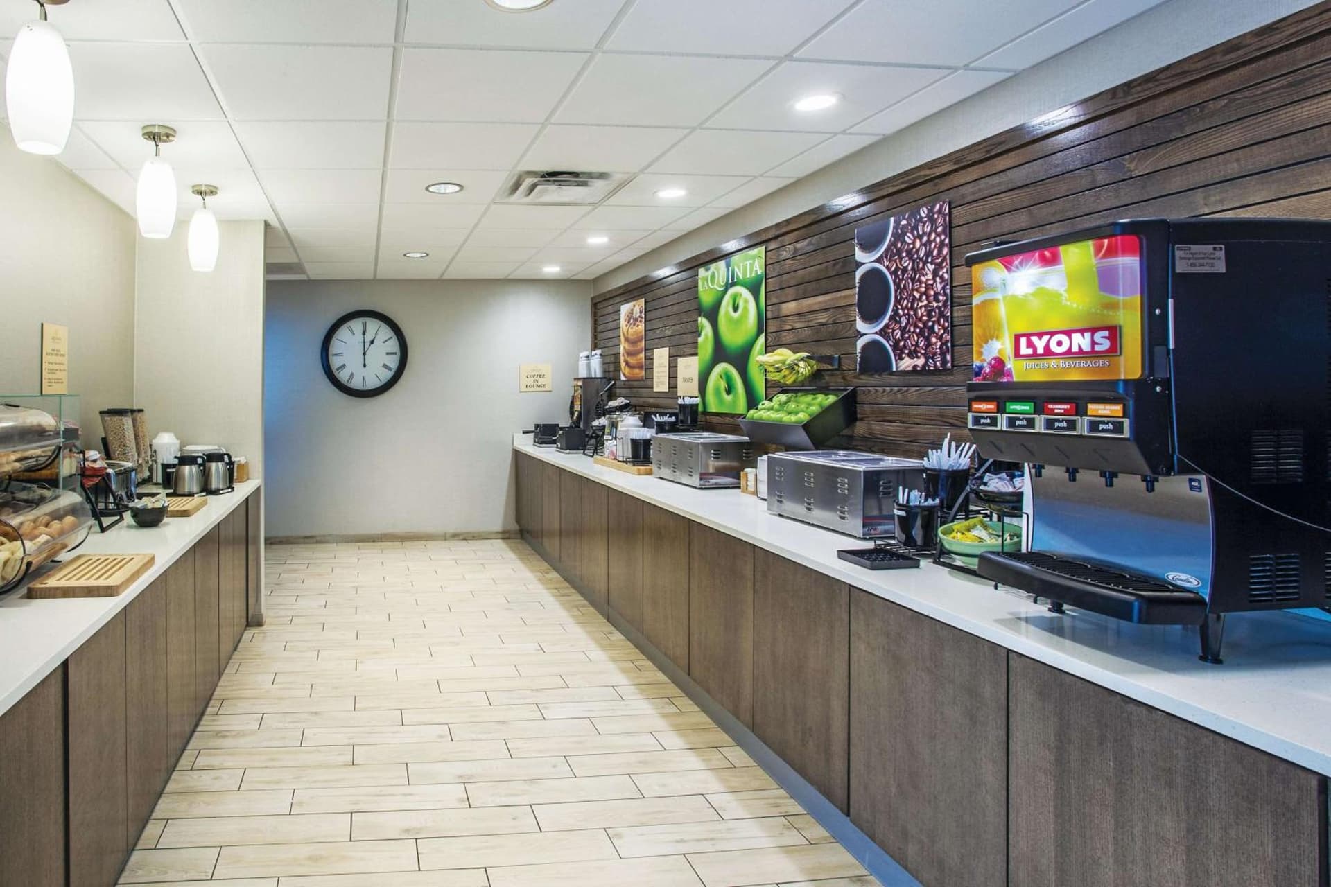 La Quinta by Wyndham Duluth gallery photo in Duluth, MN — image 26