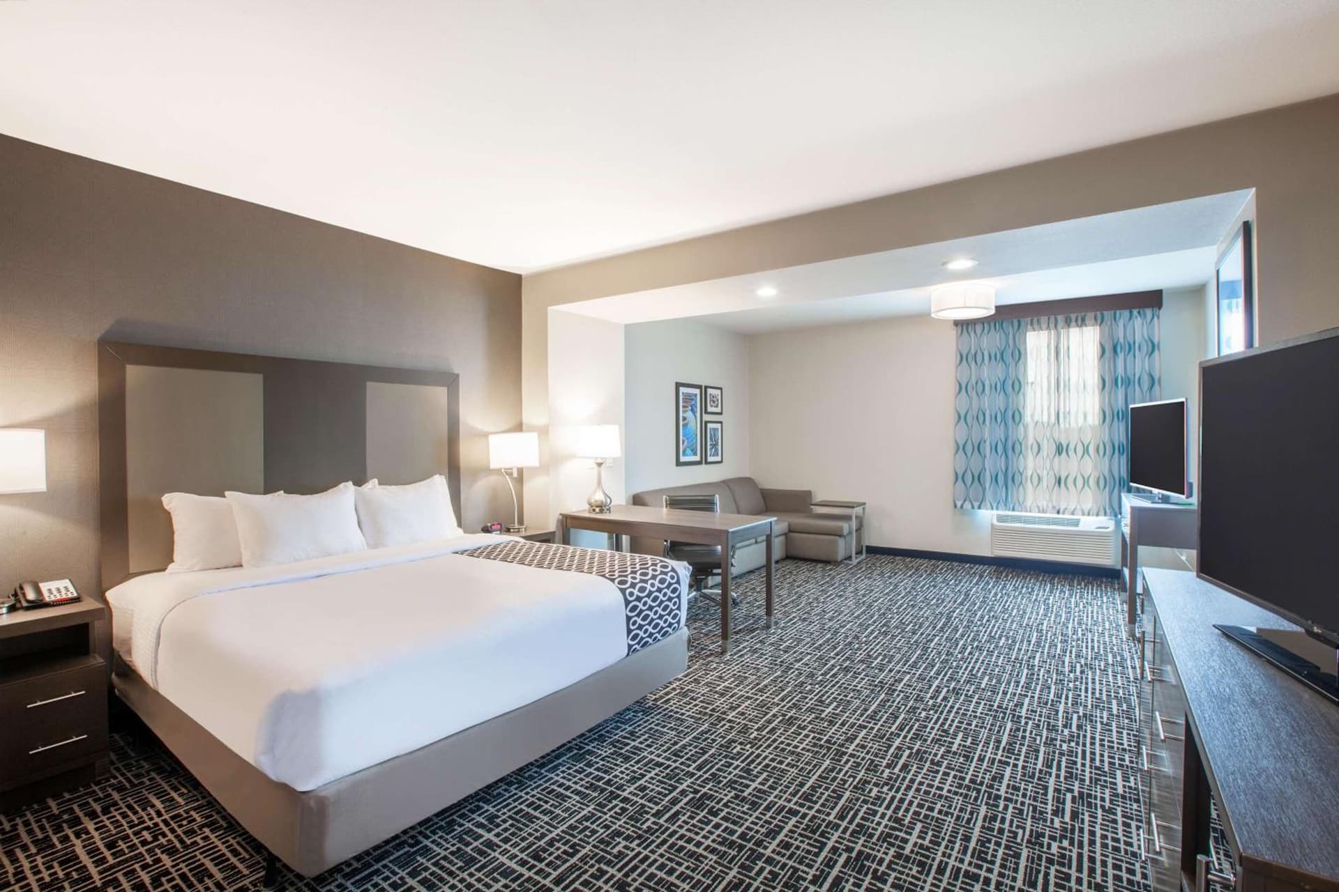 La Quinta by Wyndham San Marcos Outlet Mall gallery photo in San Marcos, TX — image 17