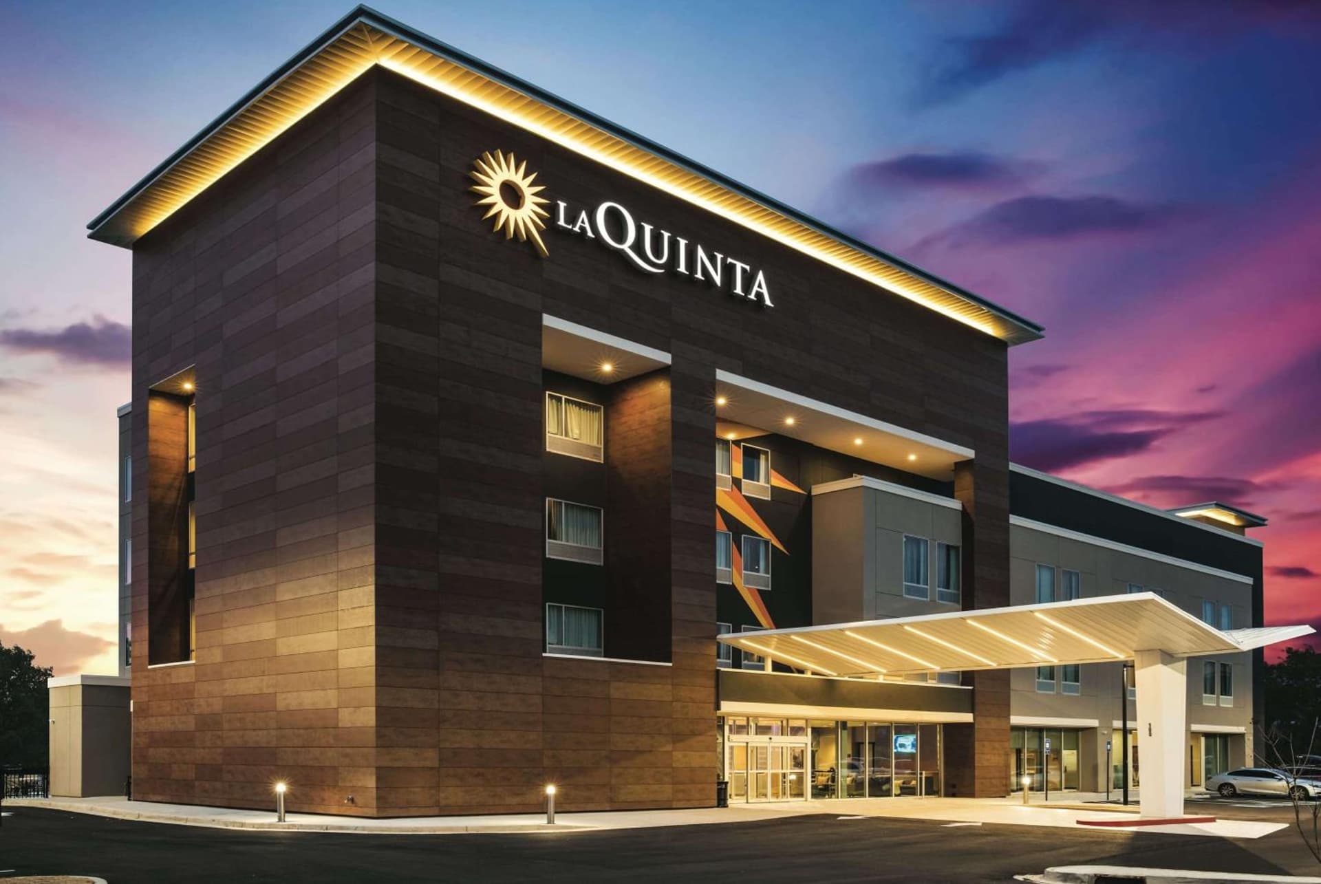 La Quinta Inn & Suites by Wyndham Atlanta South - McDonough featured exterior or lobby in McDonough, GA — similar hotel