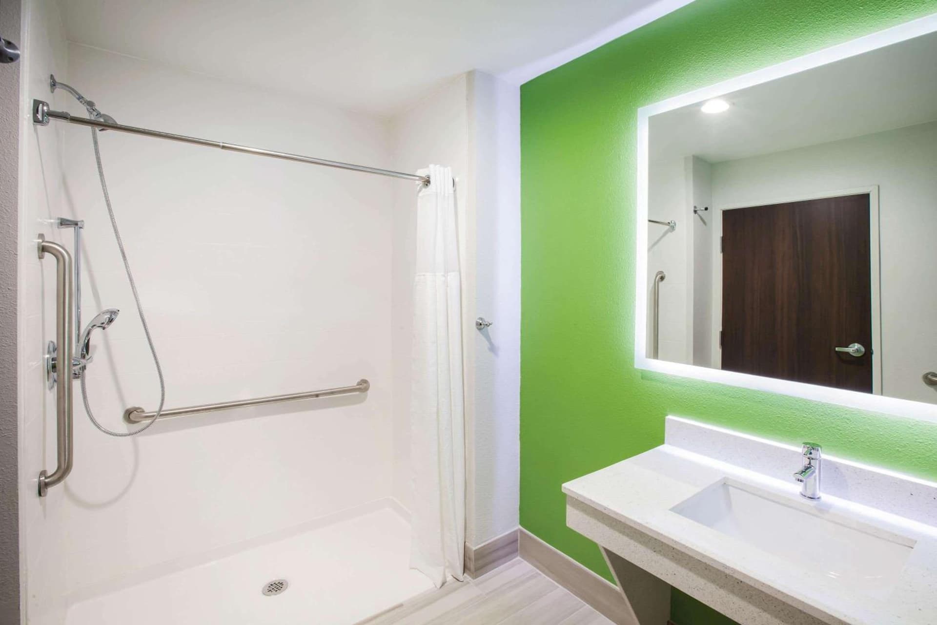 La Quinta by Wyndham Owasso gallery photo in Owasso, OK — image 17