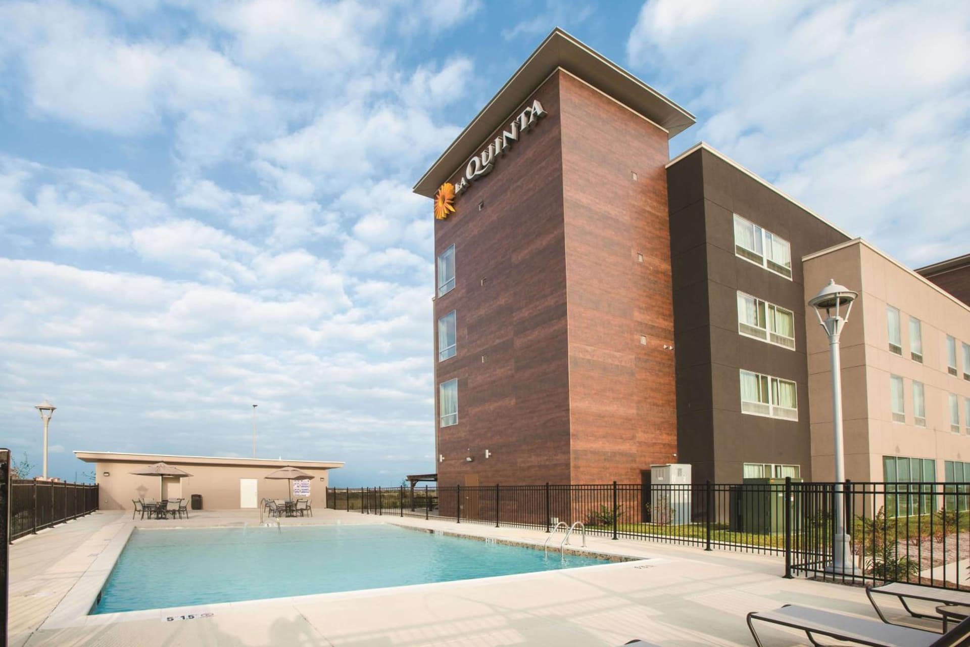 La Quinta by Wyndham San Marcos Outlet Mall gallery photo in San Marcos, TX — image 27