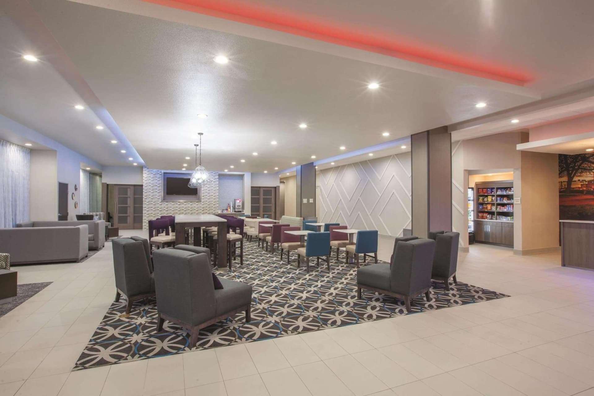 La Quinta by Wyndham San Marcos Outlet Mall gallery photo in San Marcos, TX — image 6