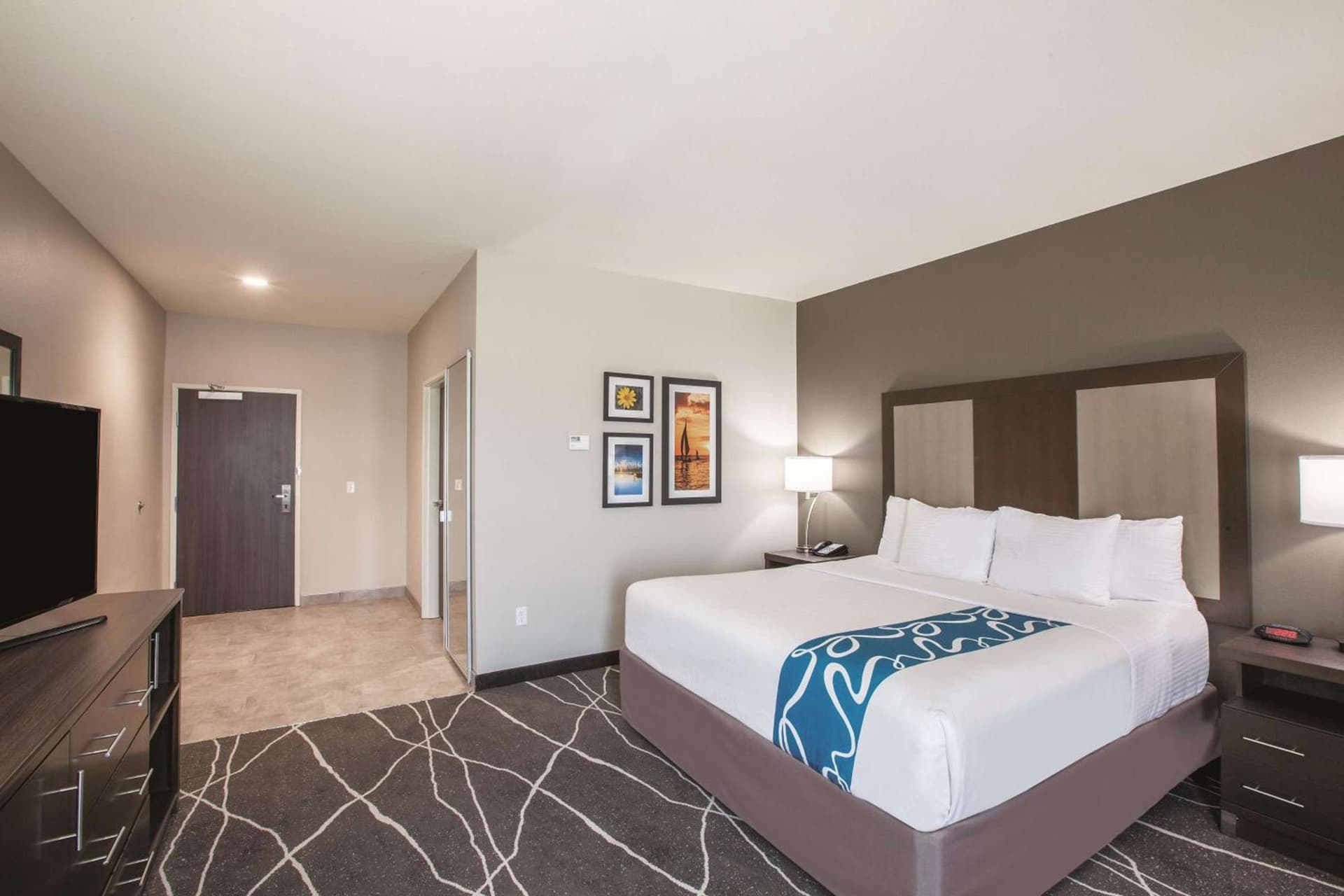 La Quinta by Wyndham Tulsa Broken Arrow gallery photo in Broken Arrow, OK — image 25