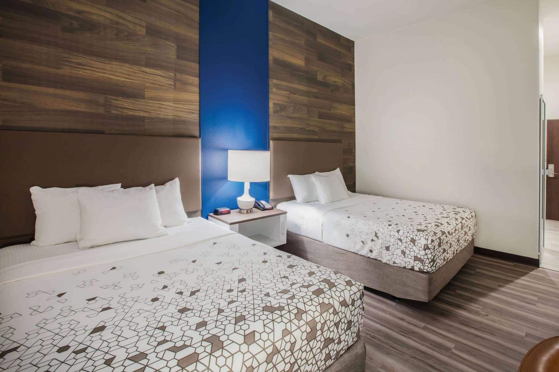 La Quinta by Wyndham Owasso gallery photo in Owasso, OK — image 7