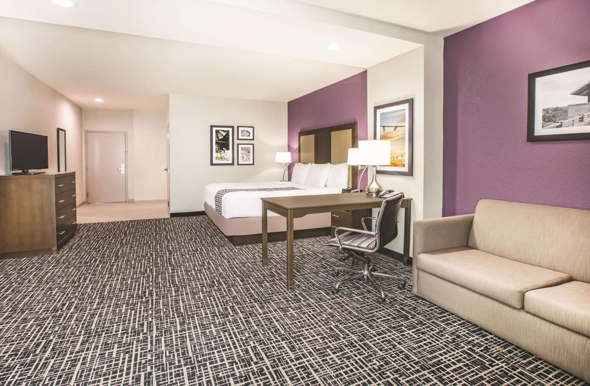 La Quinta by Wyndham Dallas Plano - The Colony gallery photo in The Colony, TX — image 28