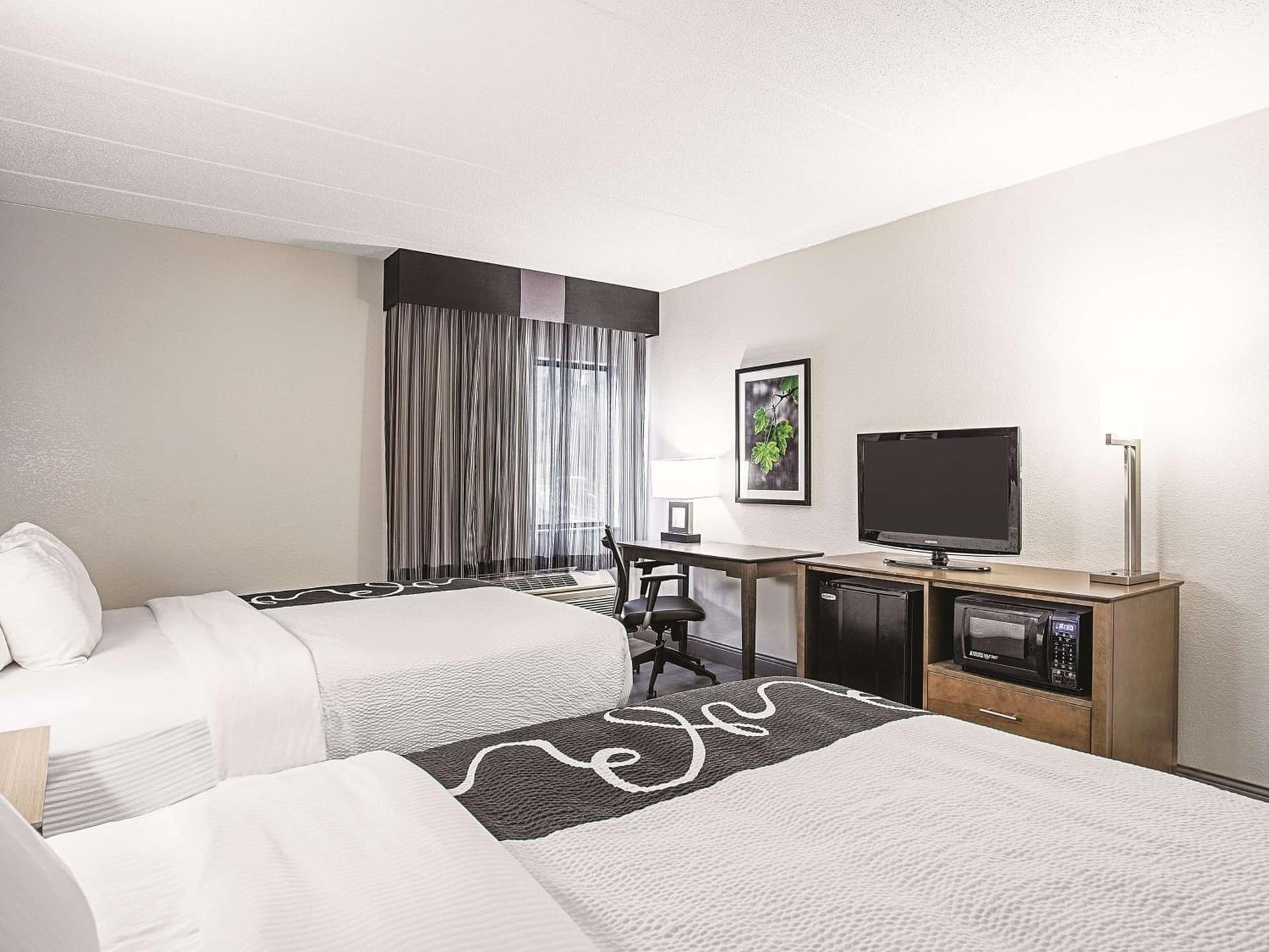 La Quinta by Wyndham Baltimore N / White Marsh gallery photo in Baltimore, MD — image 11