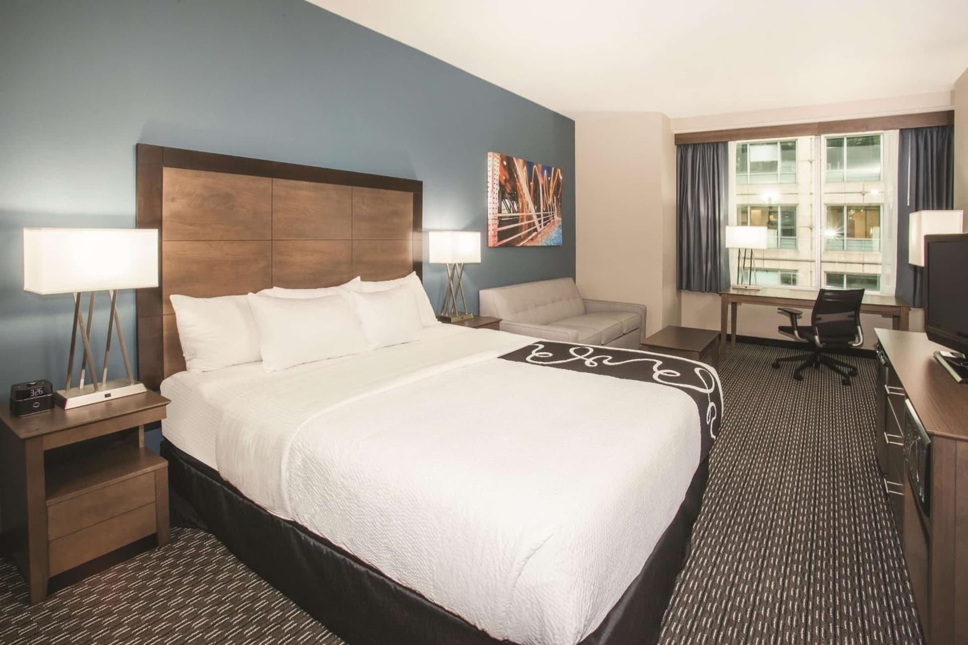 La Quinta Inn & Suites by Wyndham Chicago Downtown gallery photo in Chicago, IL — image 67