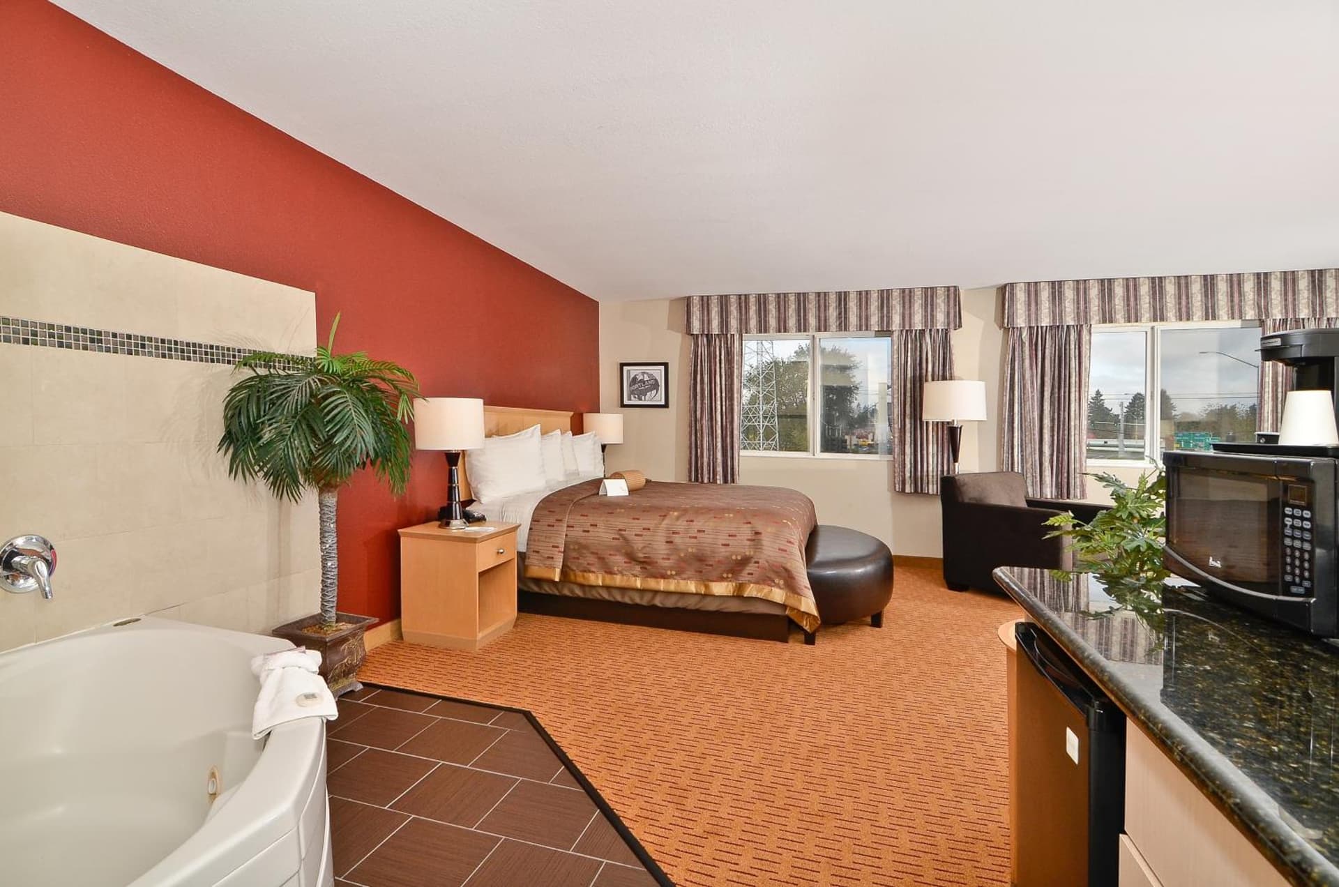 Clackamas Inn and Suites gallery photo in Clackamas, OR — image 13