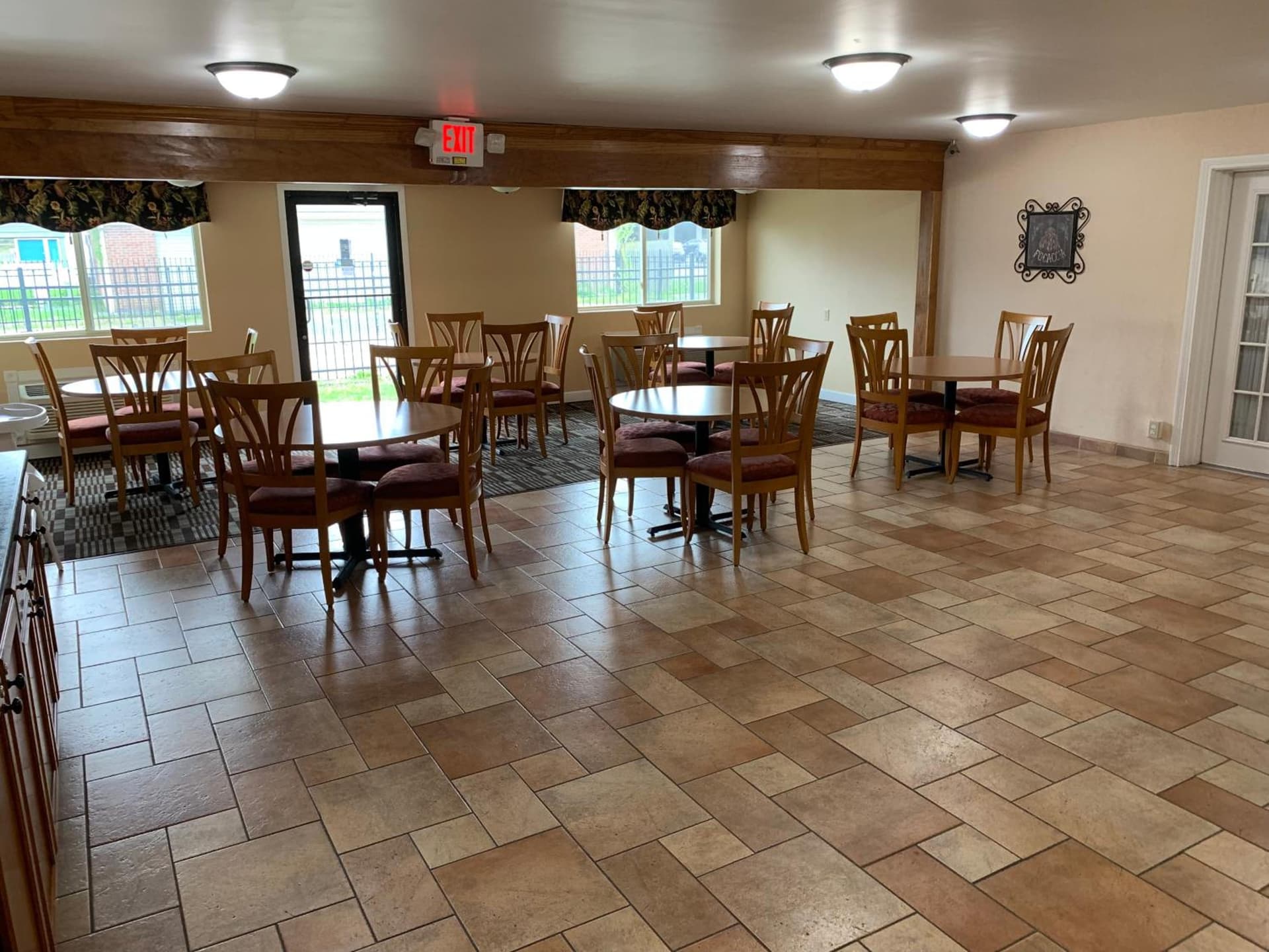 Days Inn by Wyndham Columbus IN gallery photo in Columbus, IN — image 22