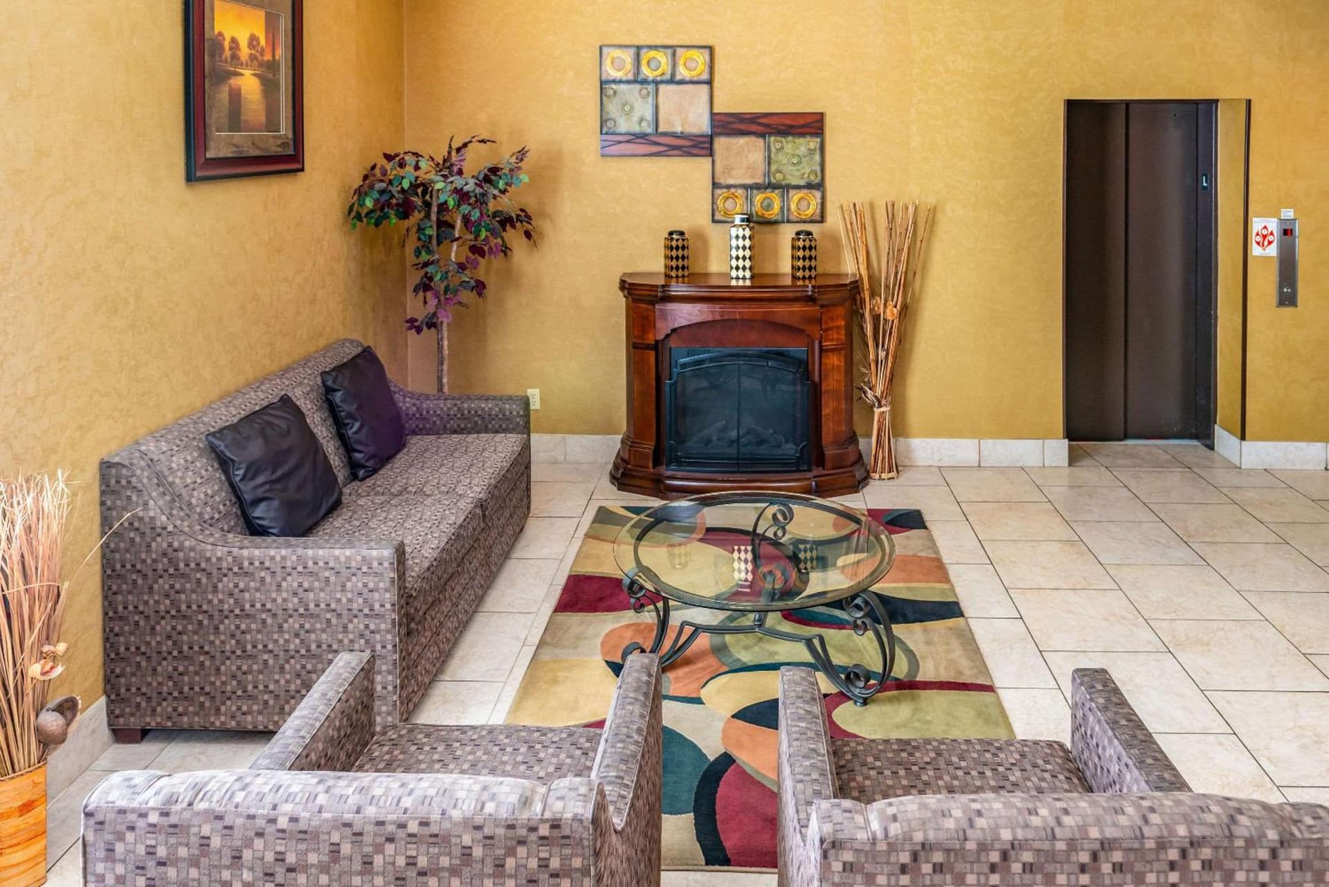 Quality Inn & Suites Seville gallery photo in Seville, OH — image 38
