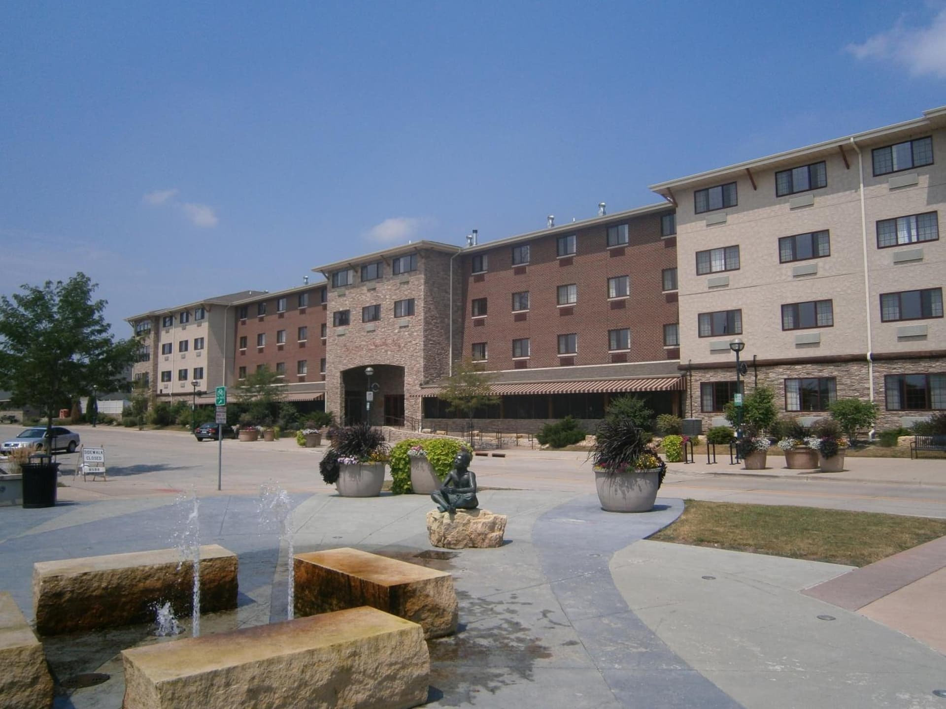 Stoney Creek Hotel Quad Cities - Moline featured exterior or lobby in Moline, IL — similar hotel