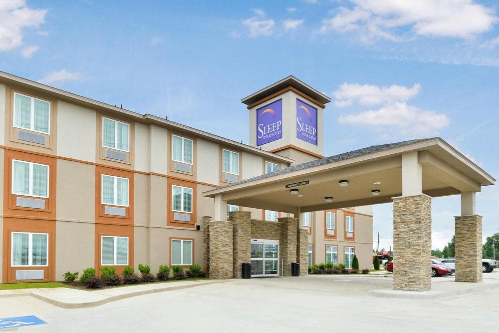 Sleep Inn & Suites Gulfport exterior or lobby in Gulfport, MS — main listing photo