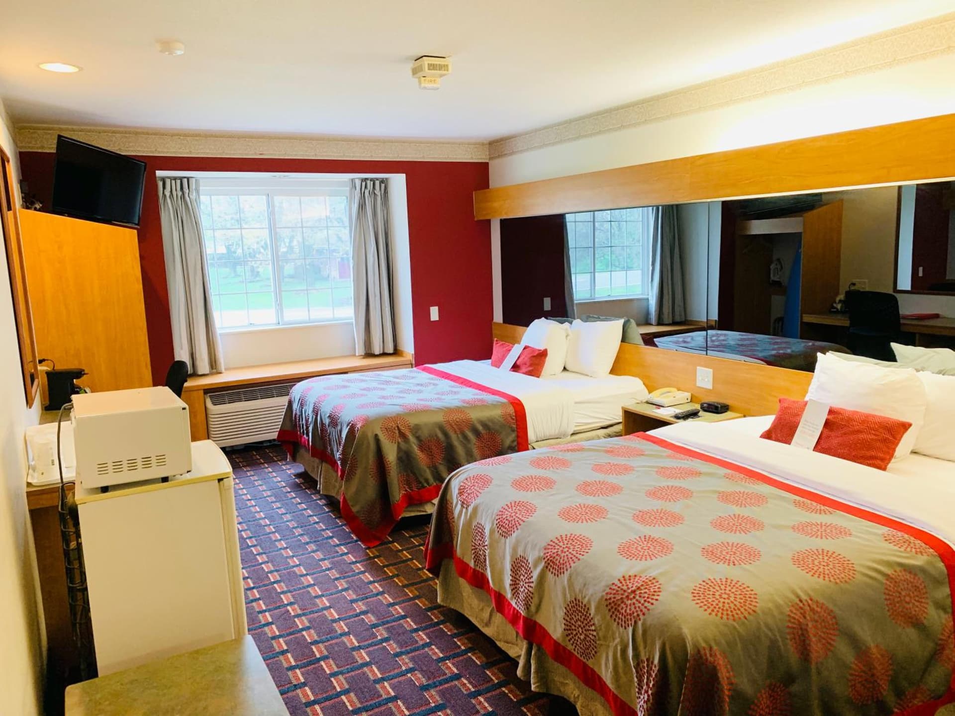 Ramada Limited by Wyndham, Bloomington I-55 & I-74 IL gallery photo in Bloomington, IL — image 17