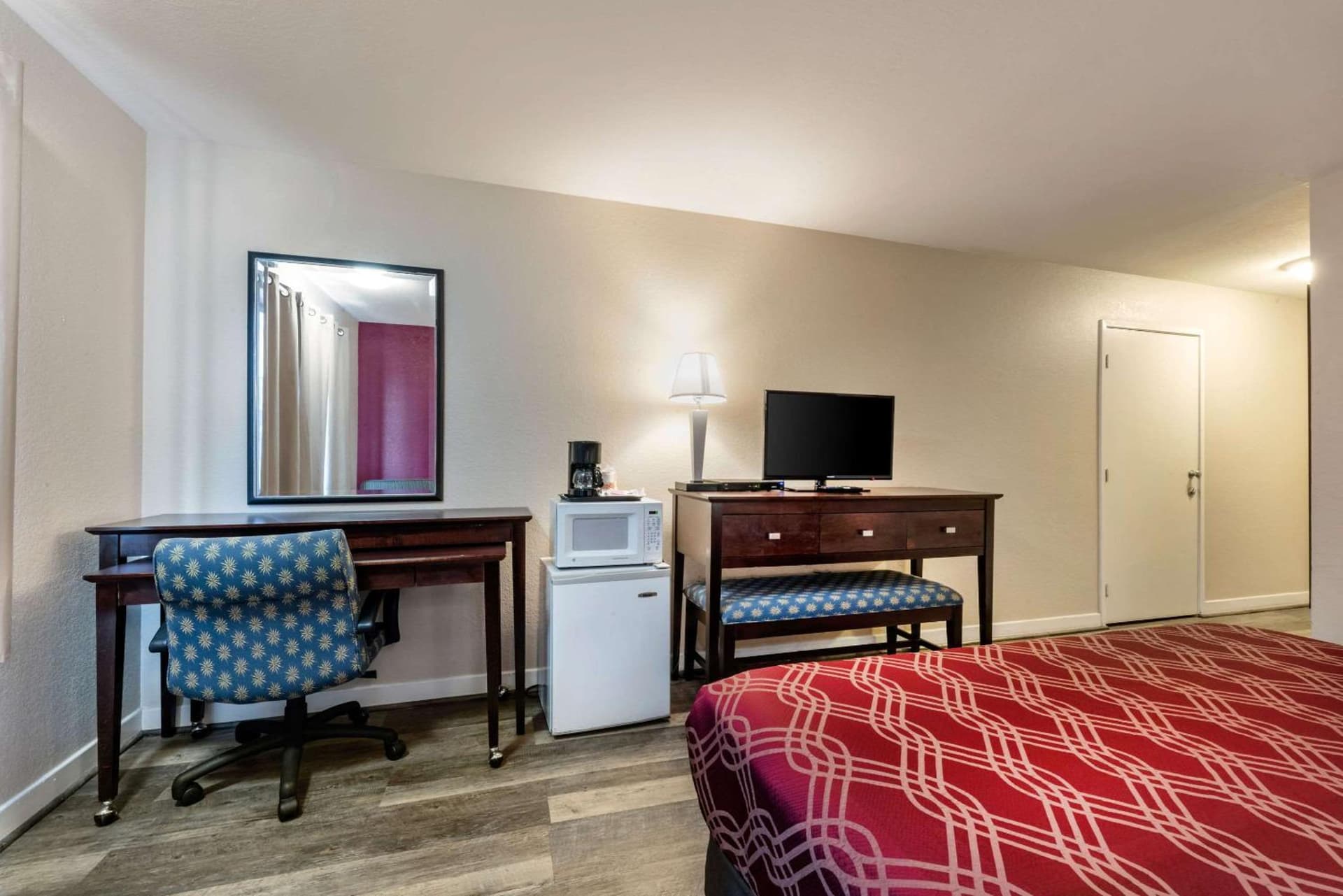 Bay Breeze Inn gallery photo in Seaside, CA — image 41