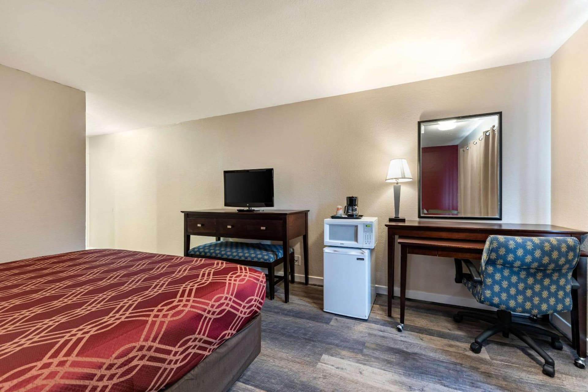 Bay Breeze Inn gallery photo in Seaside, CA — image 6