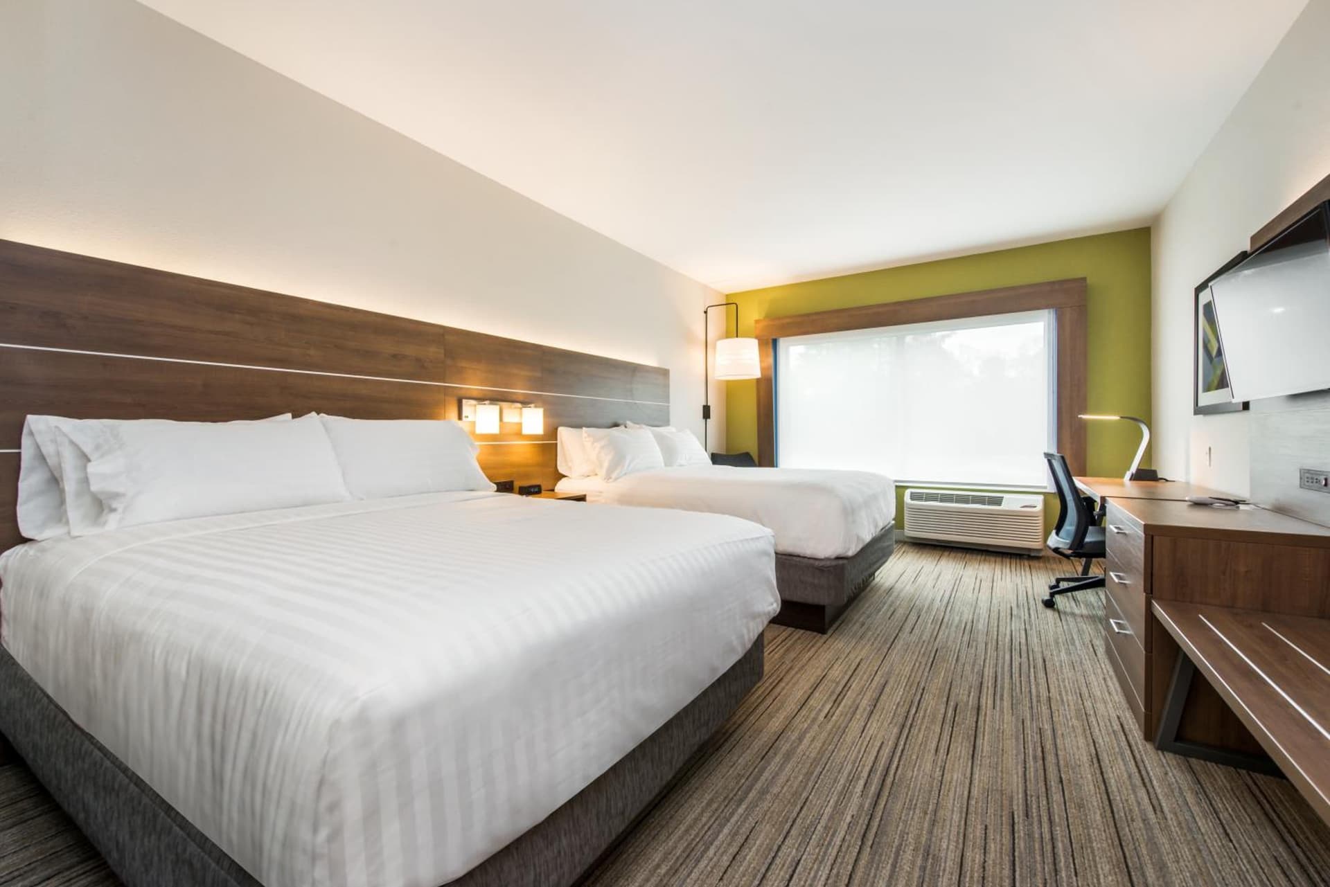 Holiday Inn Express & Suites - Carrollton West by IHG interior in Carrollton, GA — gallery photo 2