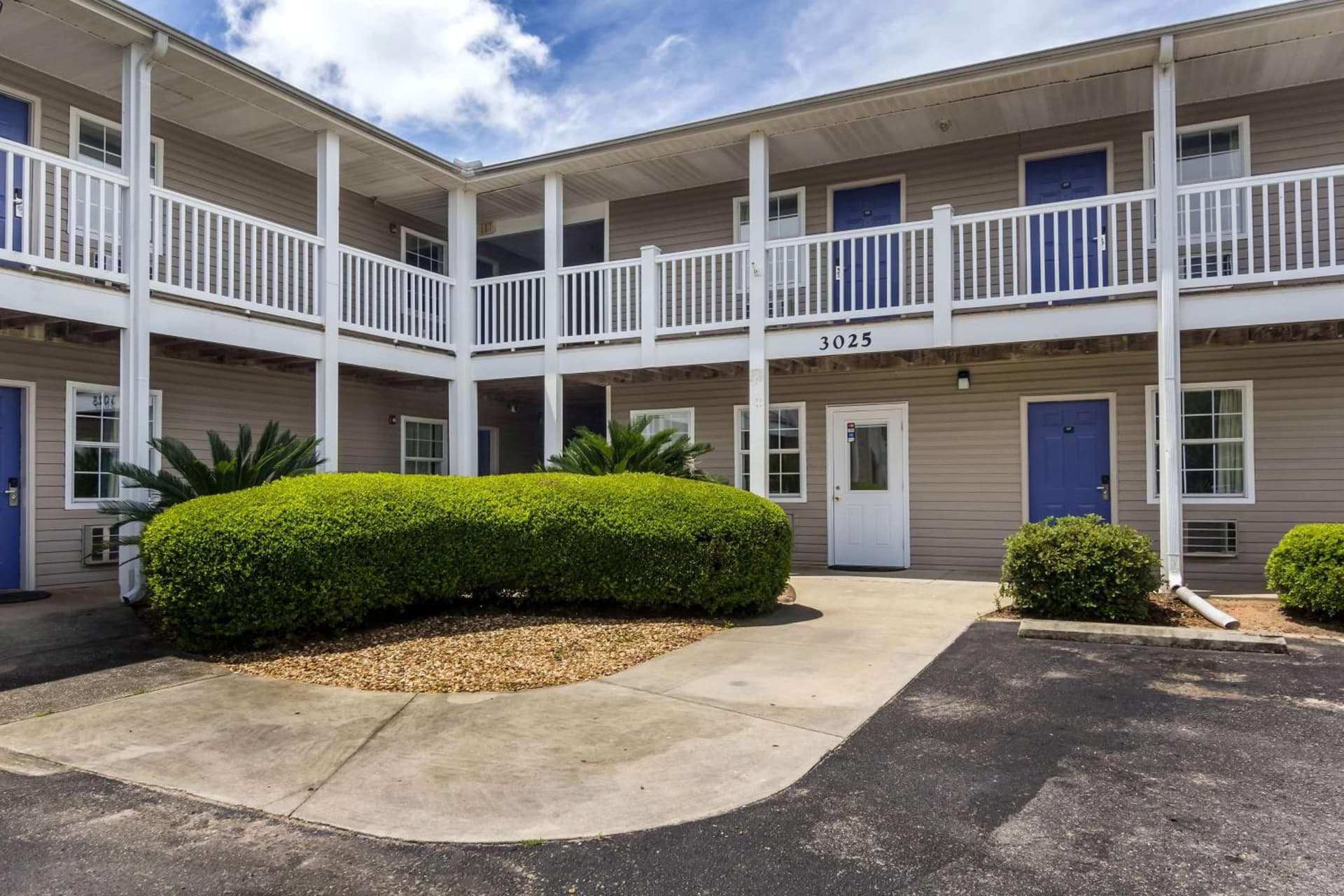 Motel 6-Gulf Shores, AL interior in Gulf Shores, AL — gallery photo 2