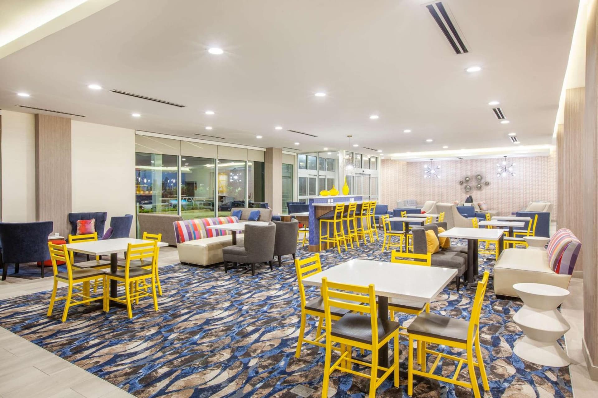 La Quinta by Wyndham Dallas Duncanville gallery photo in Duncanville, TX — image 16
