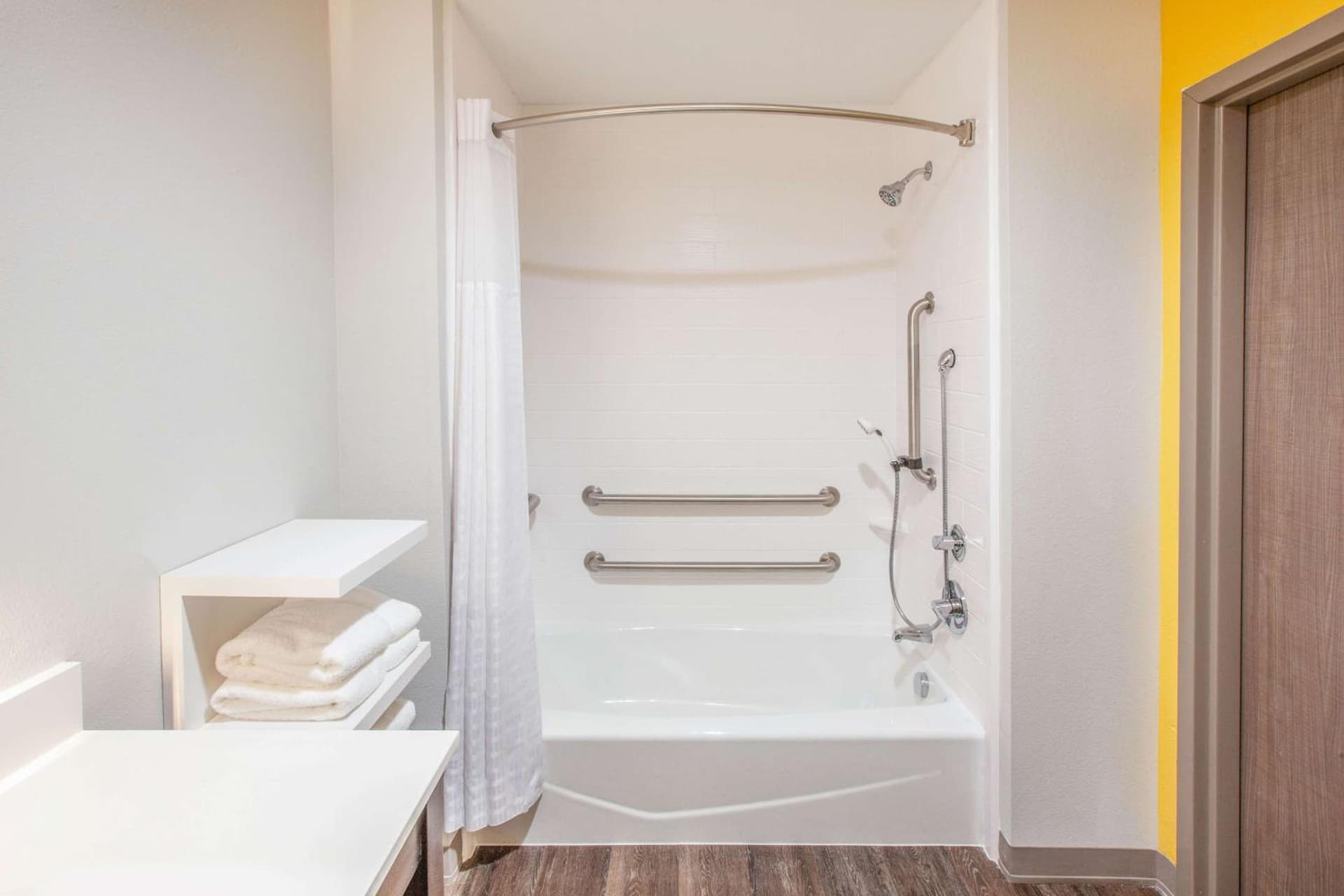 La Quinta by Wyndham Dallas Duncanville gallery photo in Duncanville, TX — image 32
