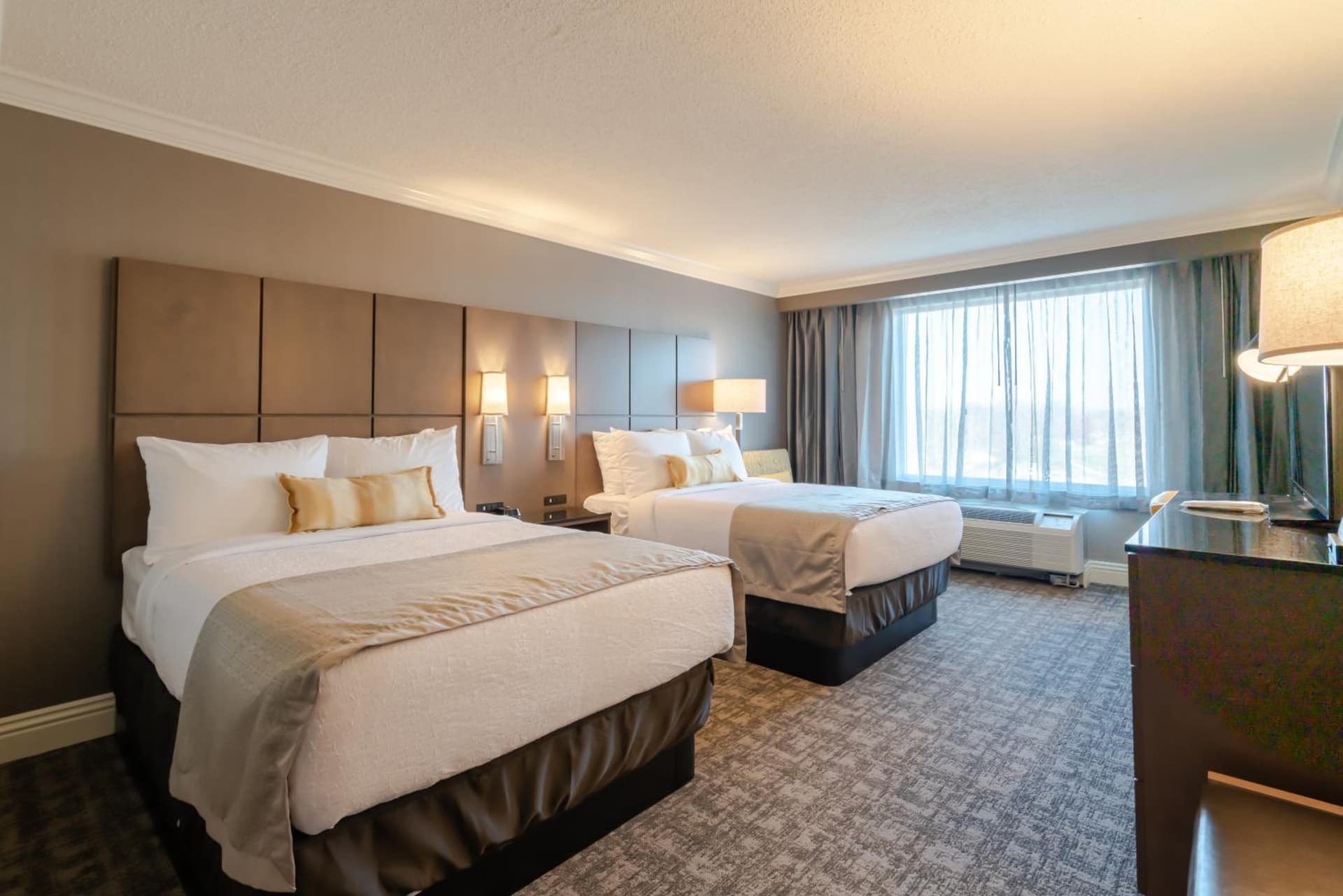 Cottonwood Airport & Expo Hotel Louisville gallery photo in Louisville, KY — image 44
