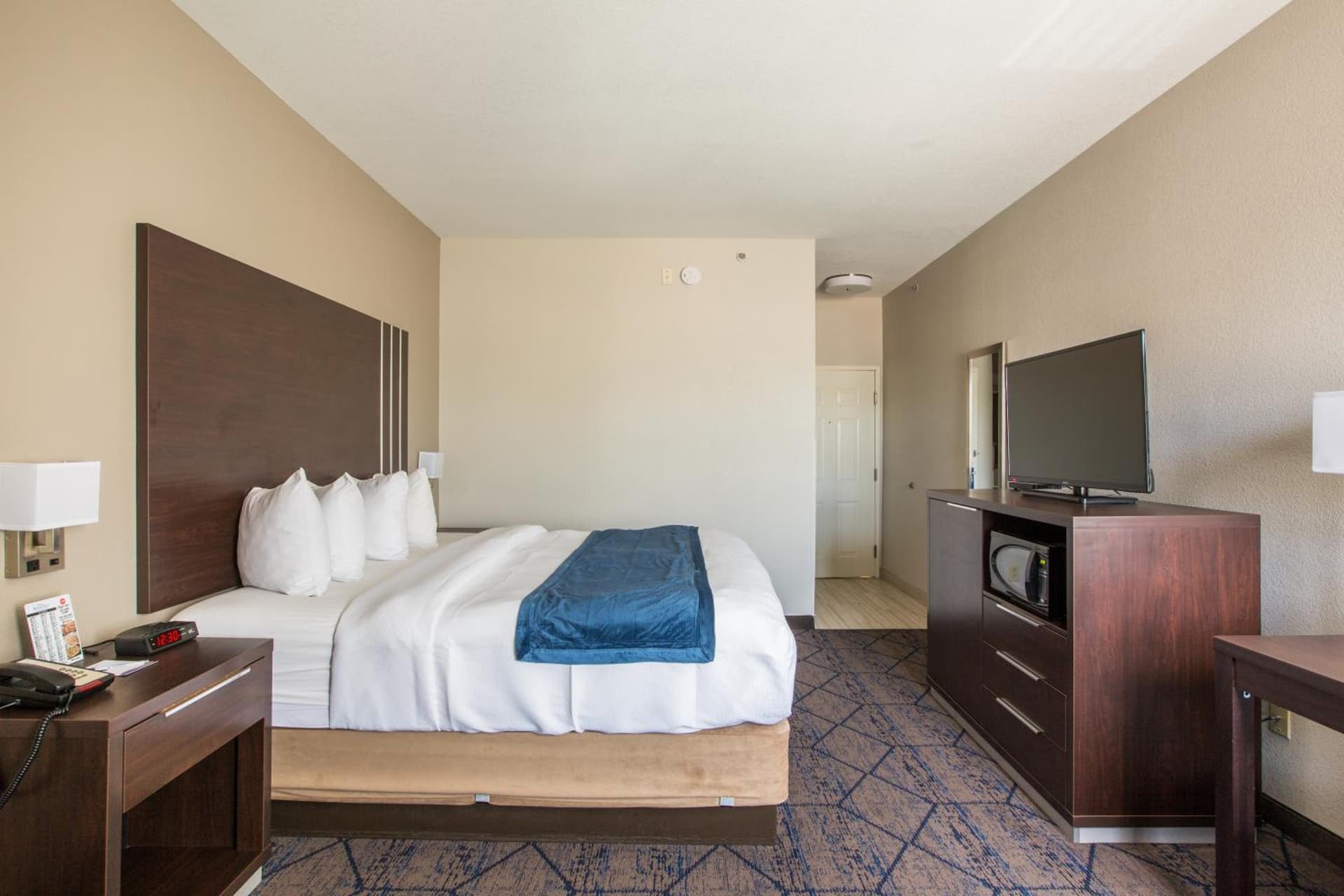 Baymont by Wyndham Albuquerque Airport gallery photo in Albuquerque, NM — image 49