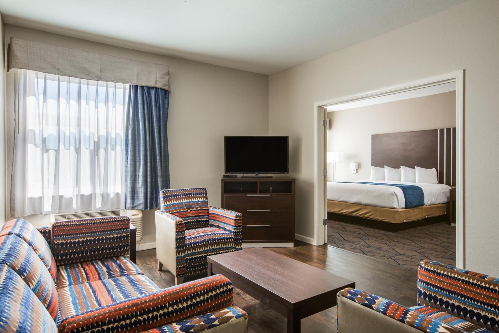 Baymont by Wyndham Albuquerque Airport gallery photo in Albuquerque, NM — image 7