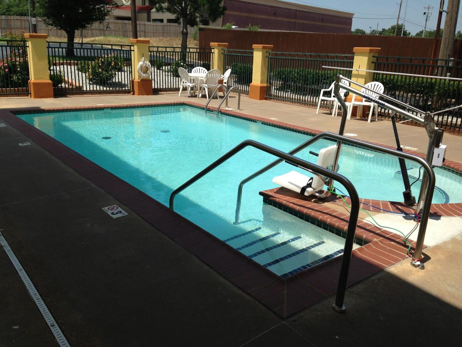 Country Inn & Suites by Radisson, Oklahoma City at Northwest Expressway, OK gallery photo in Oklahoma City, OK — image 7