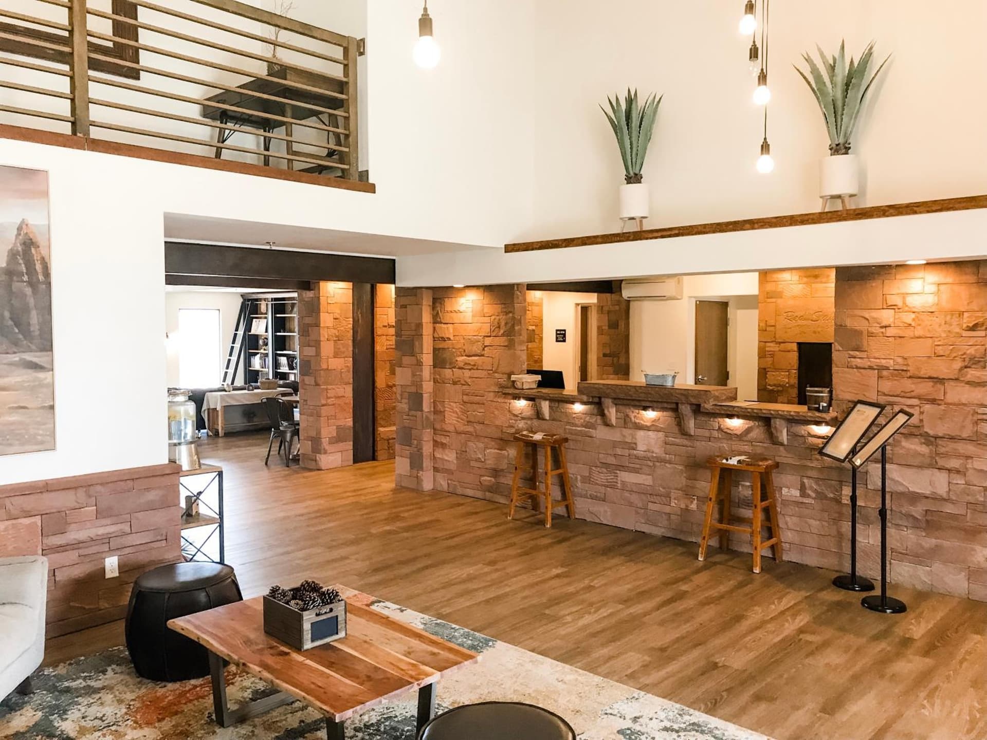 Red Sands Hotel property views in Torrey, UT — gallery photo 3