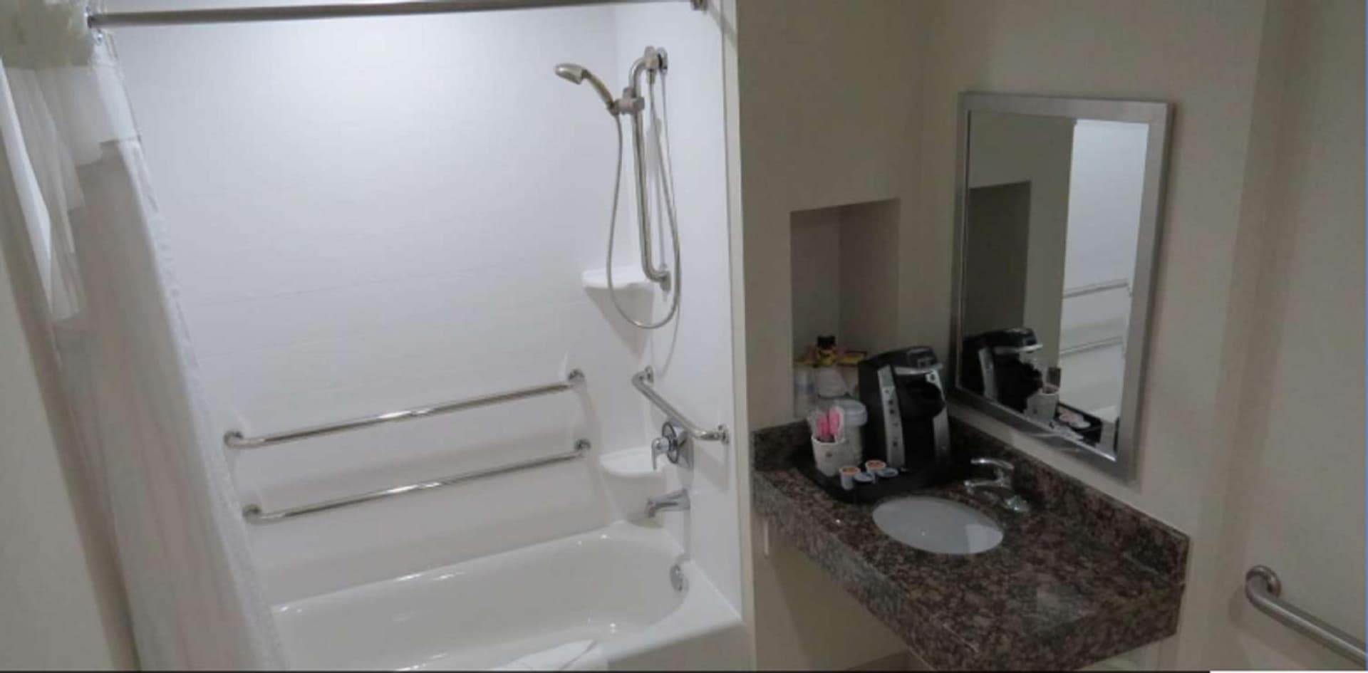 Best Western Plus Wilkes Barre-Scranton Airport Hotel gallery photo in Pittston, PA — image 26