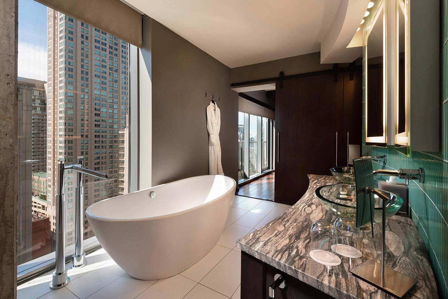 Eurostars Magnificent Mile property views in Chicago, IL — gallery photo 3