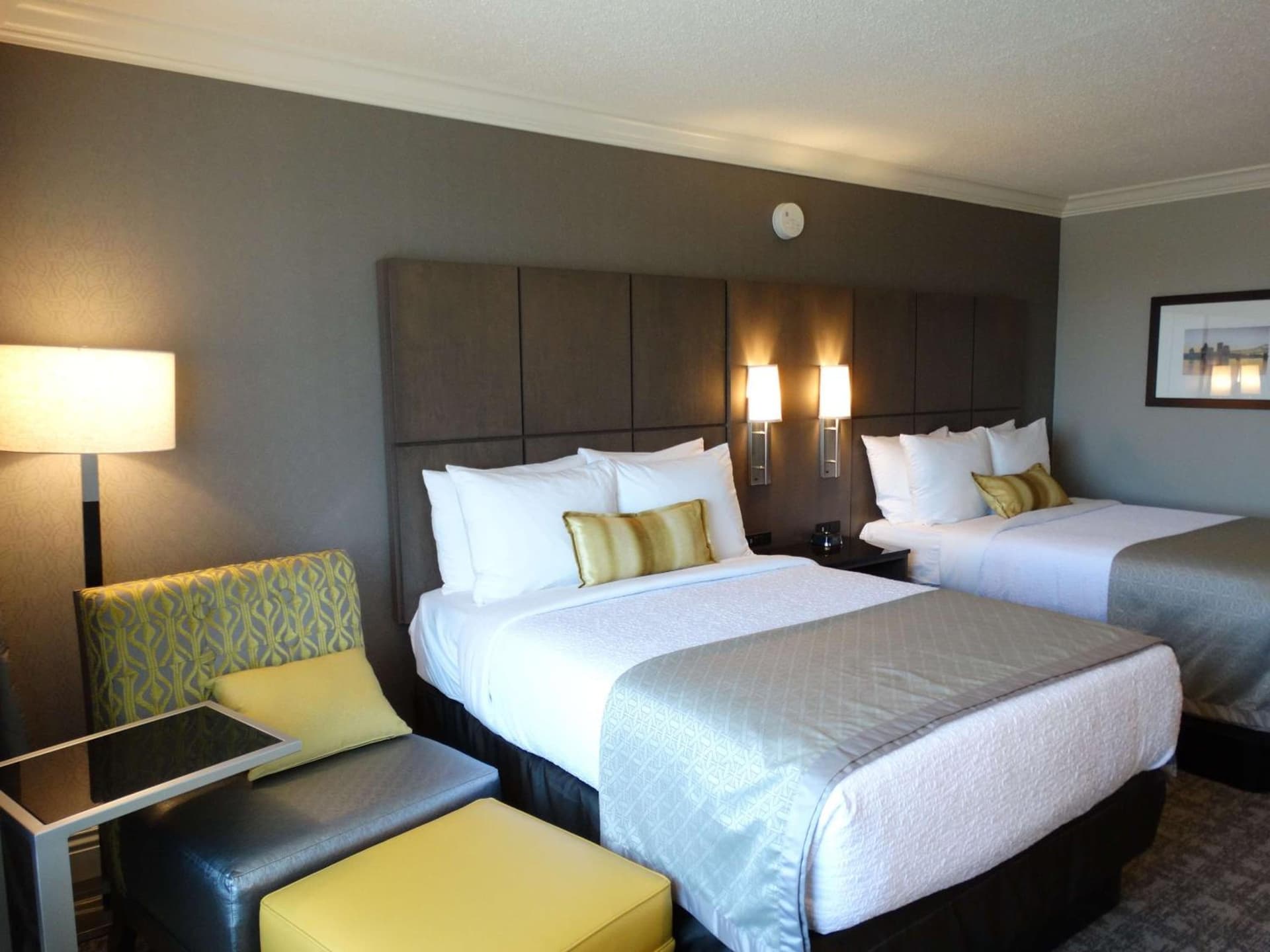 Cottonwood Airport & Expo Hotel Louisville gallery photo in Louisville, KY — image 67