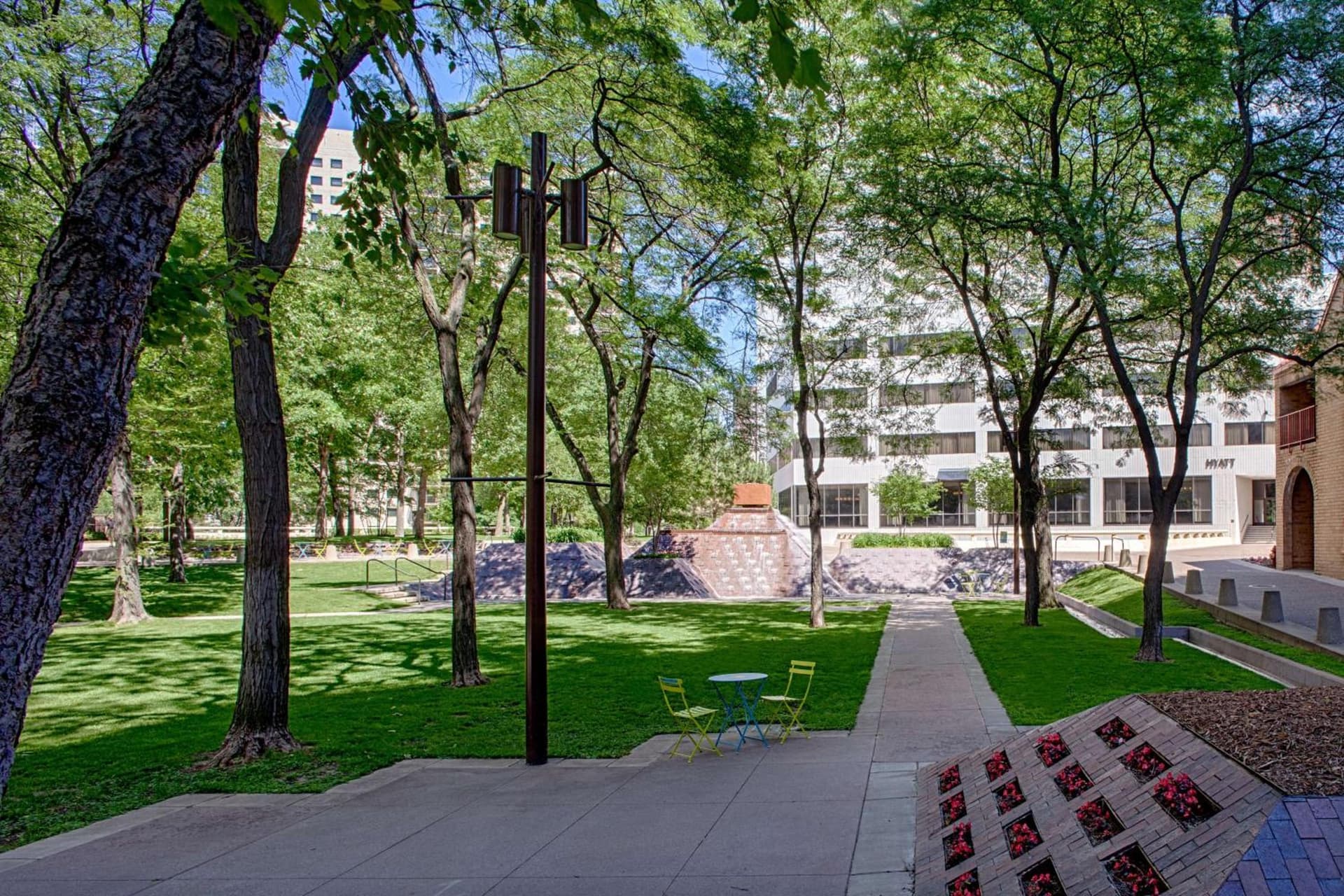 Hyatt Regency Minneapolis gallery photo in Minneapolis, MN — image 37