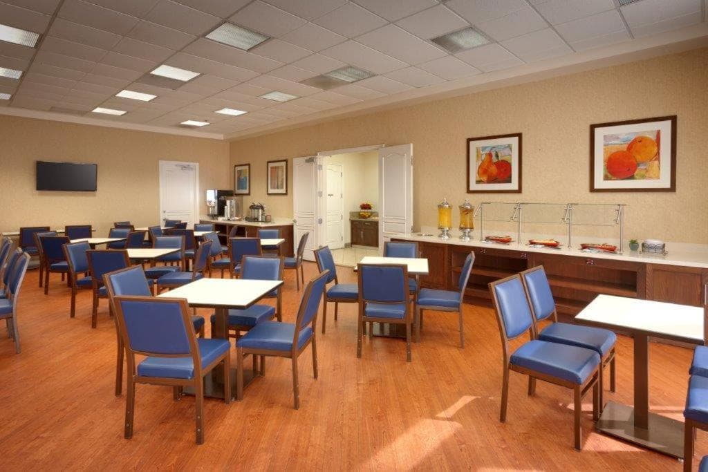 Cortona Inn and Suites Anaheim Resort gallery photo in Anaheim, CA — image 20